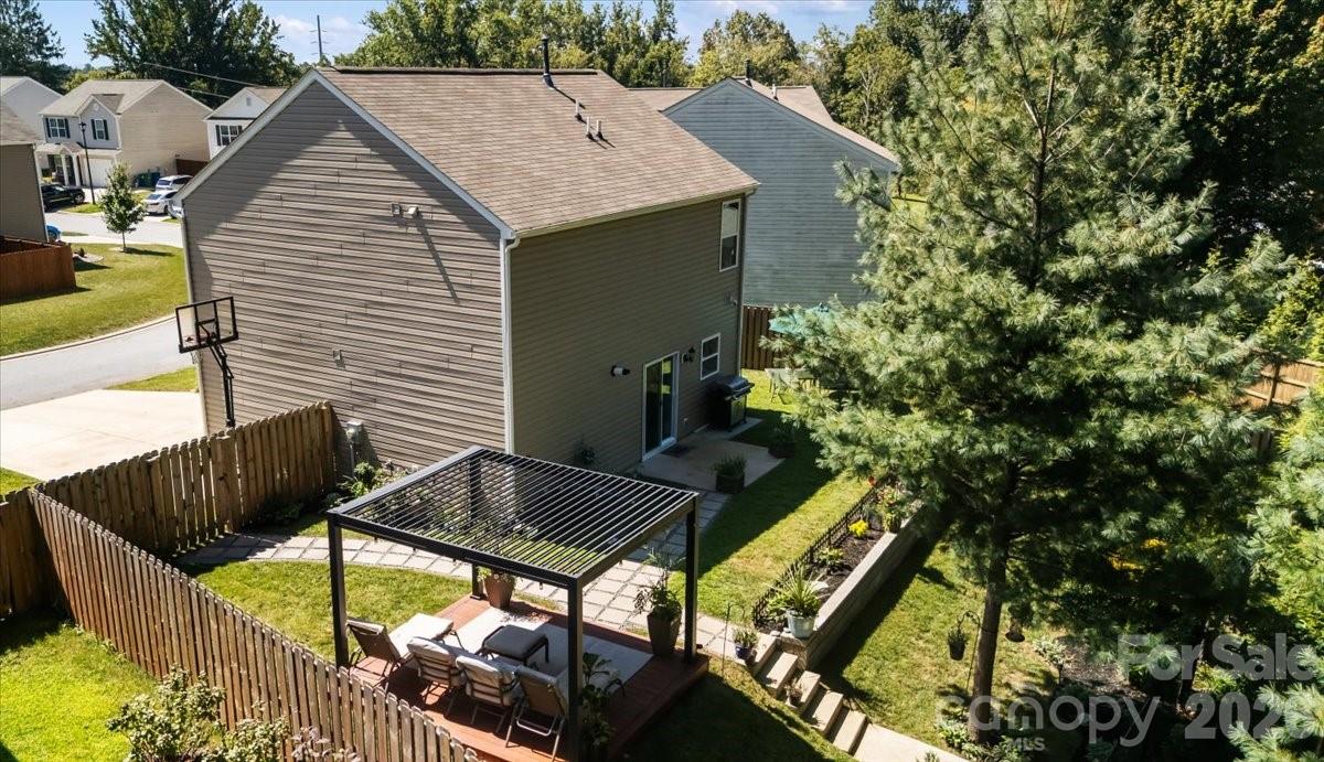 333 Oak Branch Road — Arden