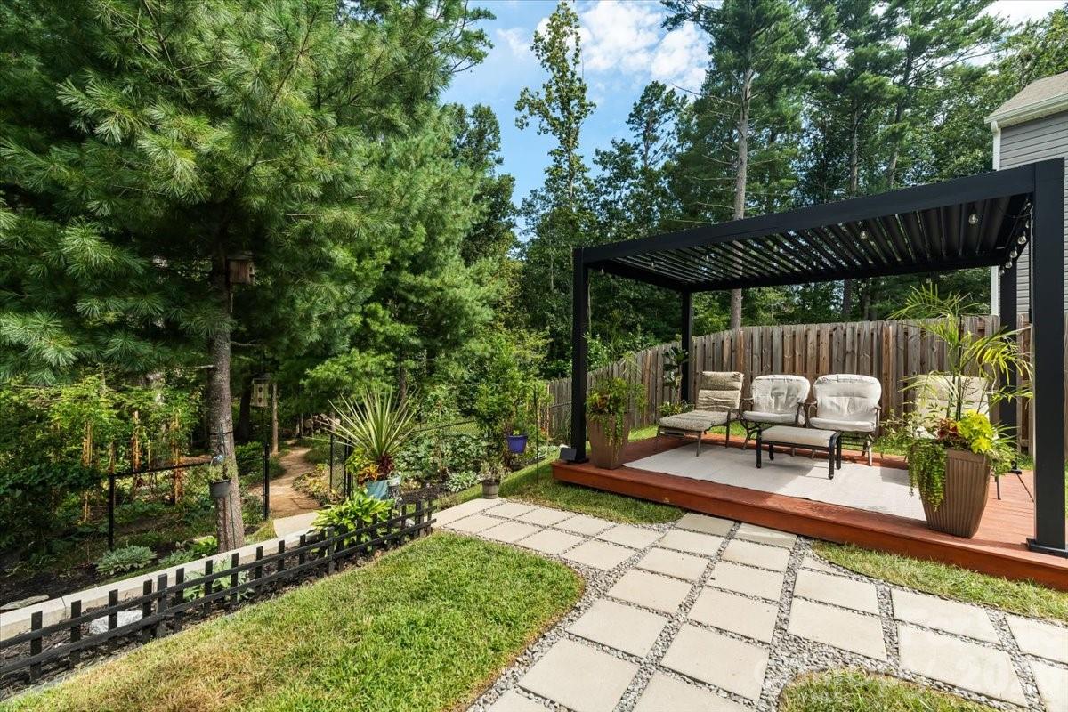 333 Oak Branch Road — Arden