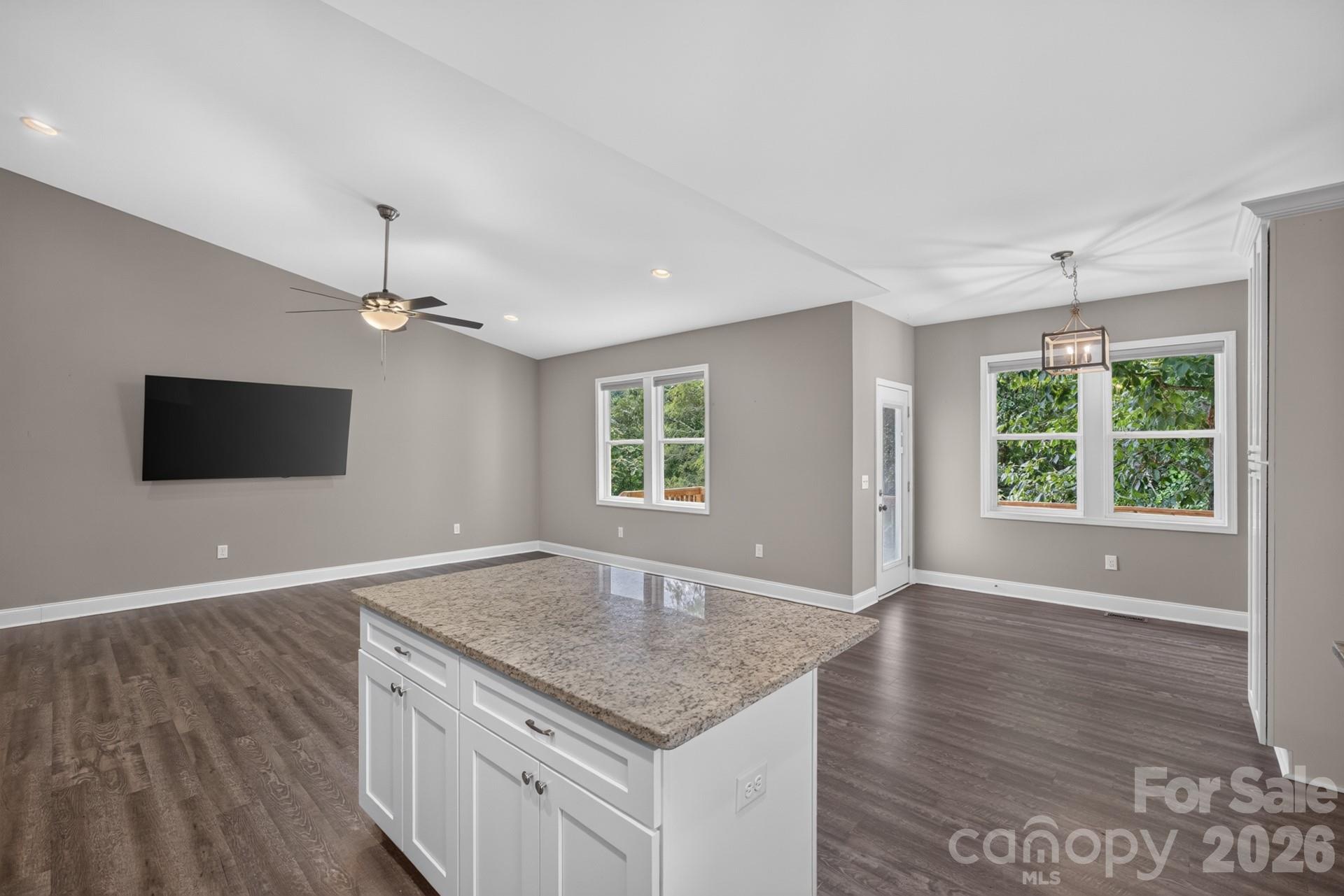 922 Legion Club Road — Salisbury