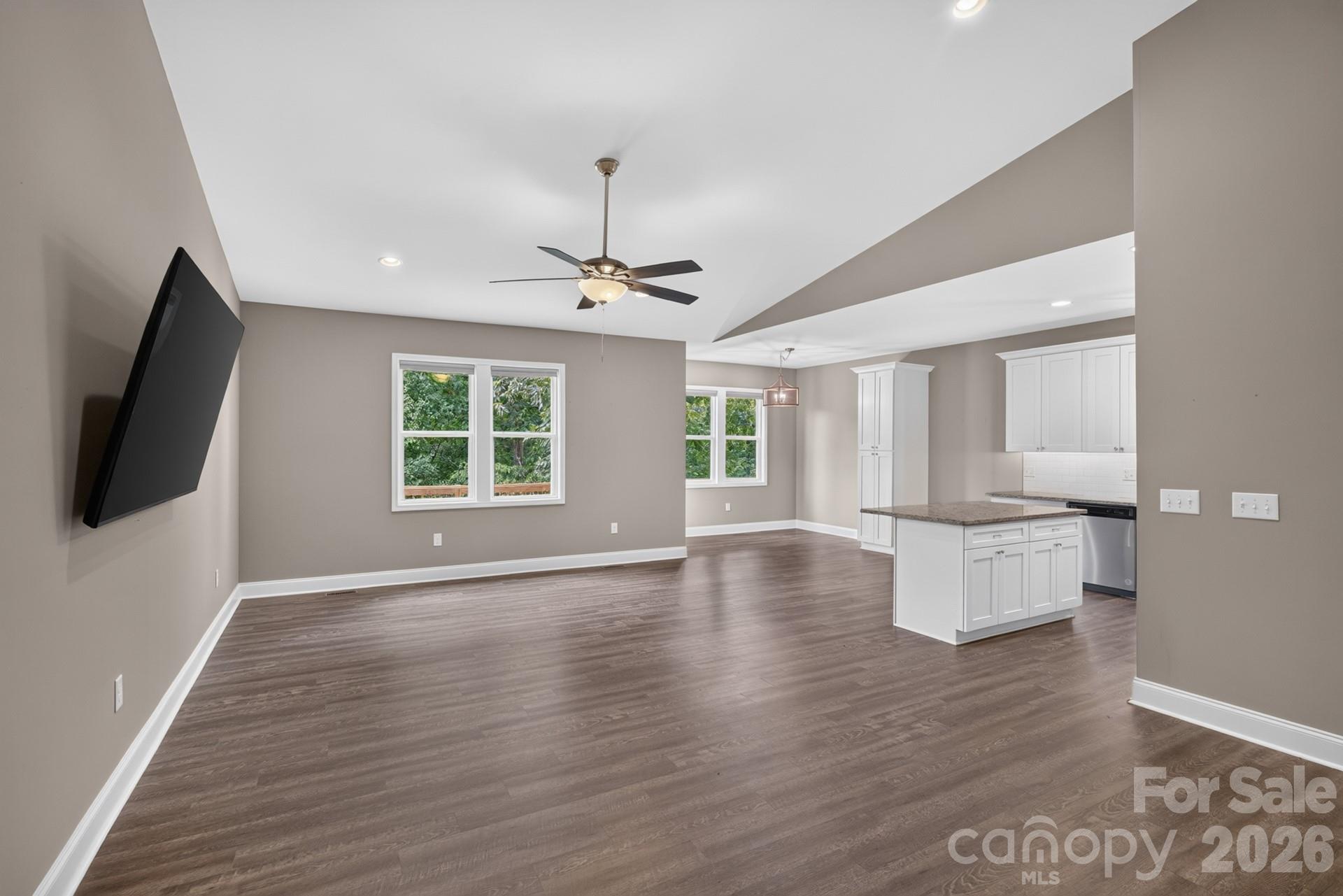 922 Legion Club Road — Salisbury