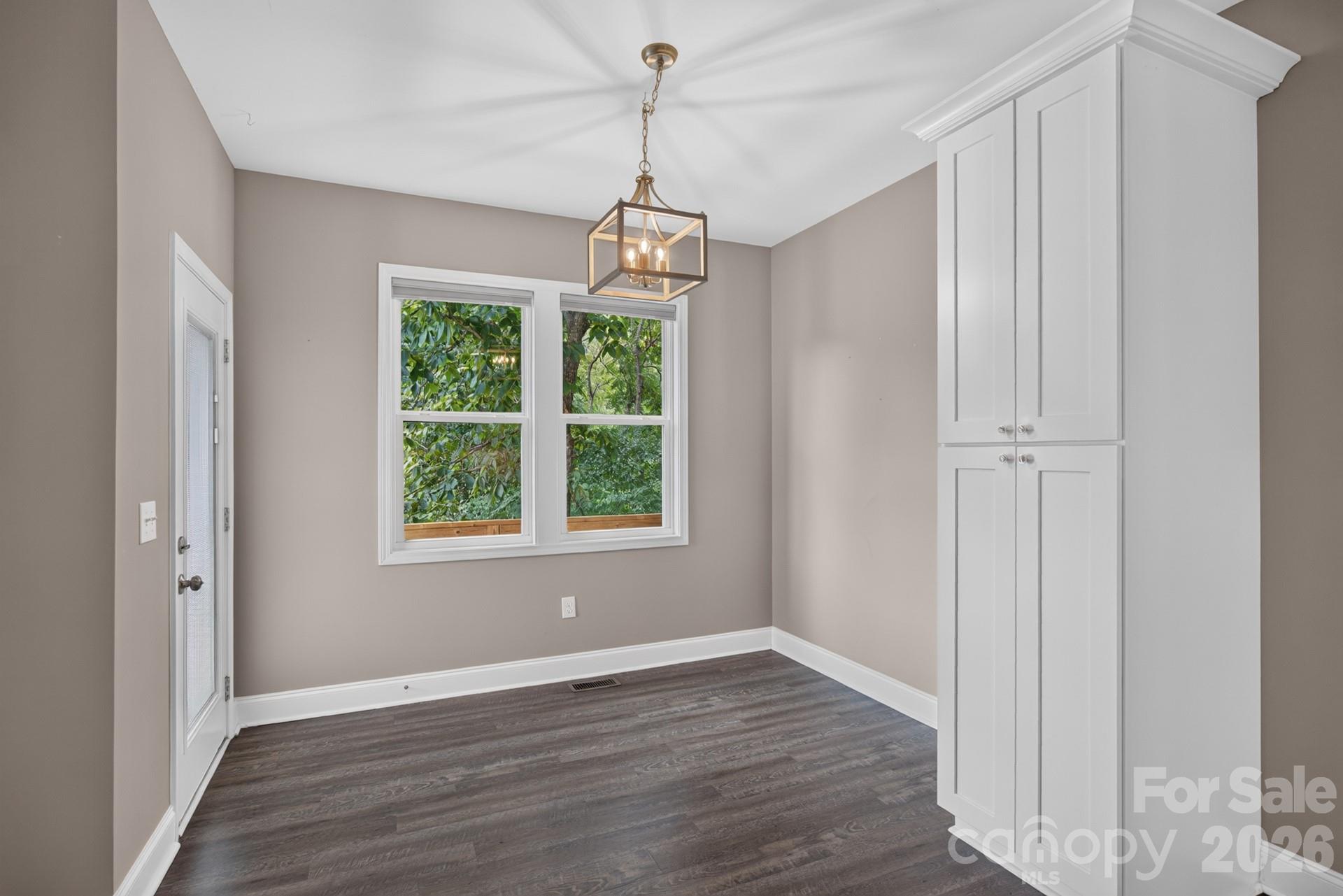 922 Legion Club Road — Salisbury