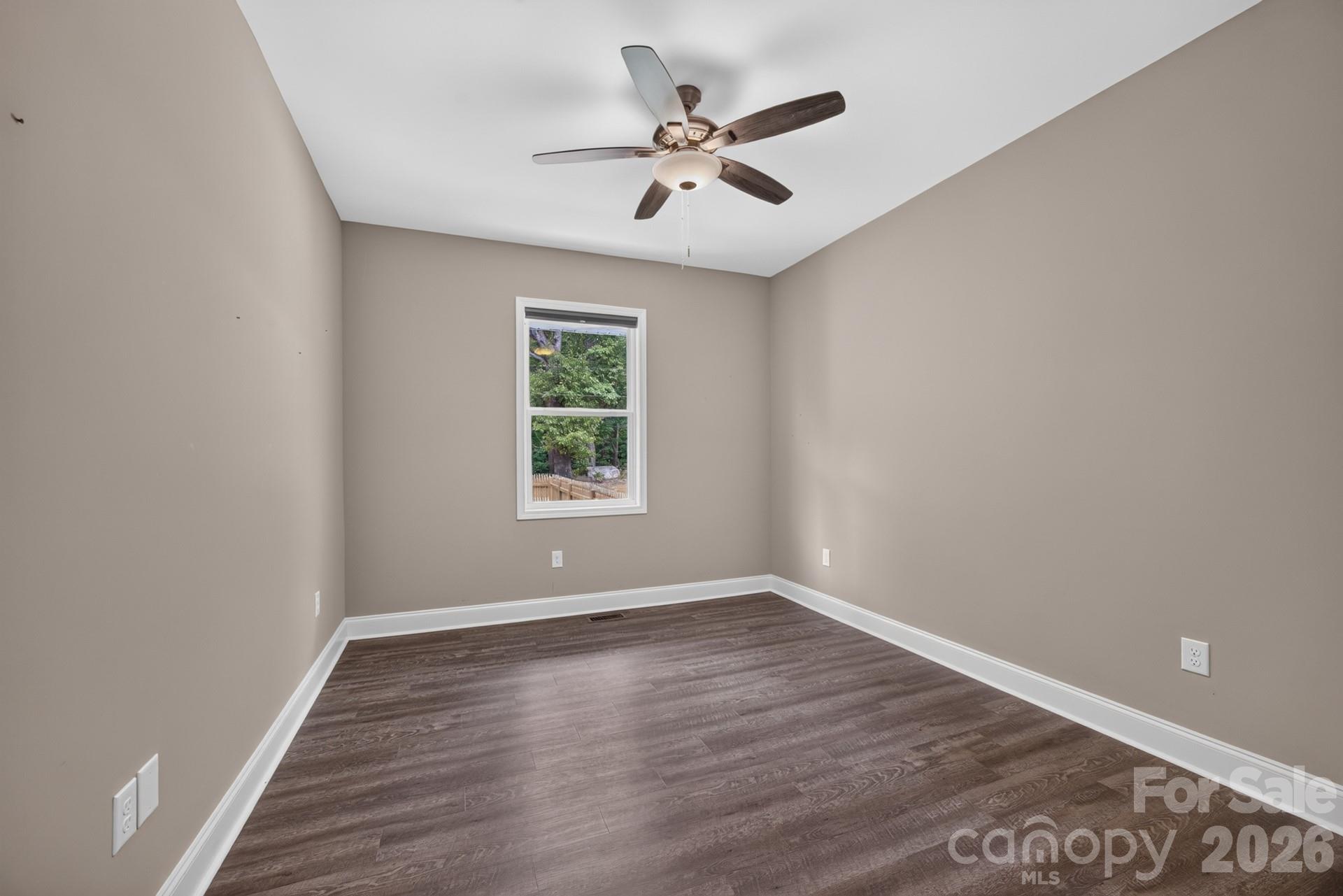 922 Legion Club Road — Salisbury