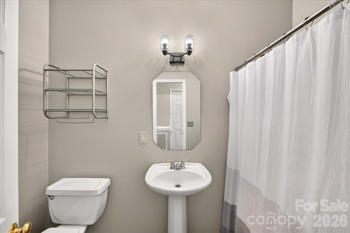 6200 Greengate Lane — Waxhaw