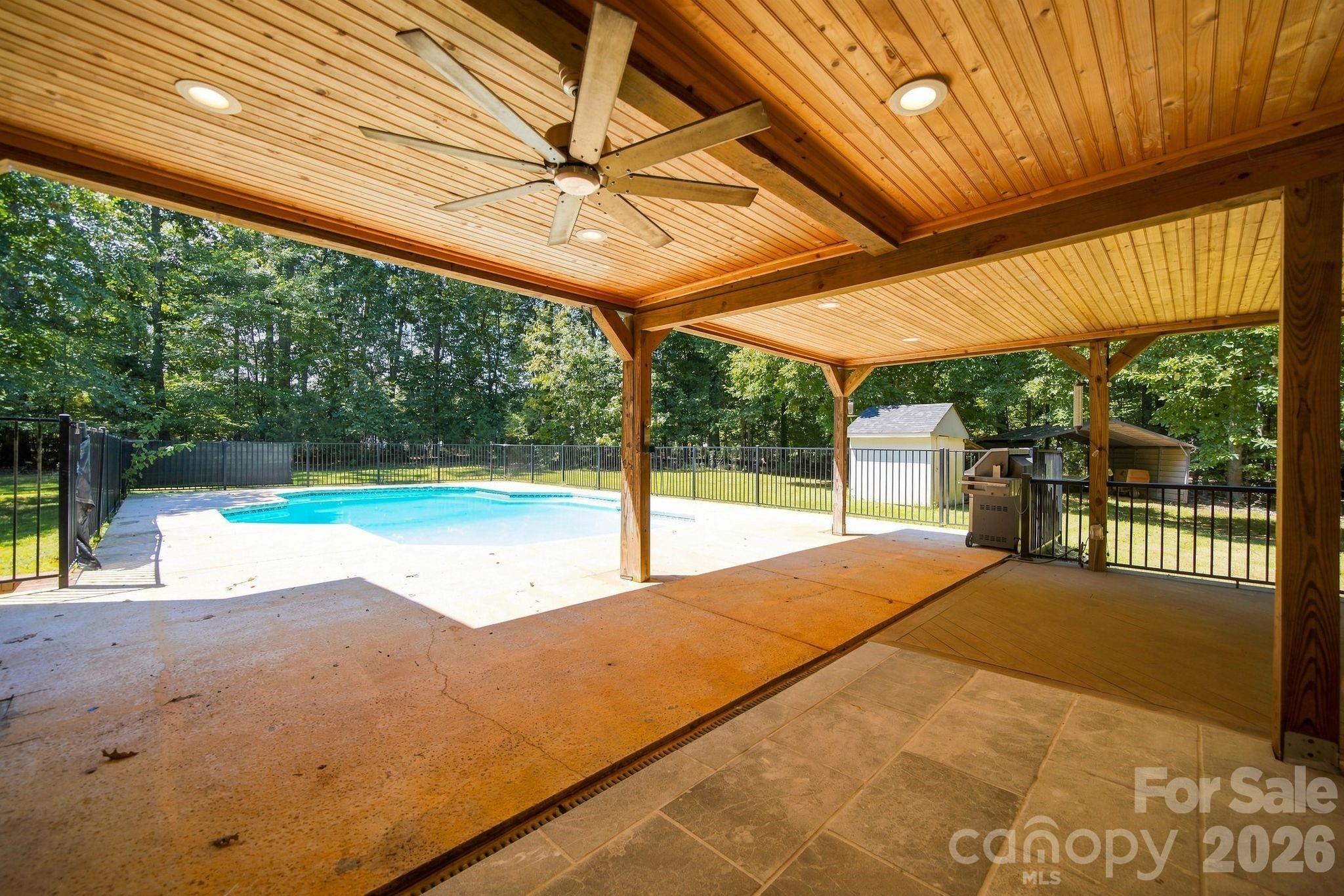 5225 Mayhew Country Drive — Mint Hill
