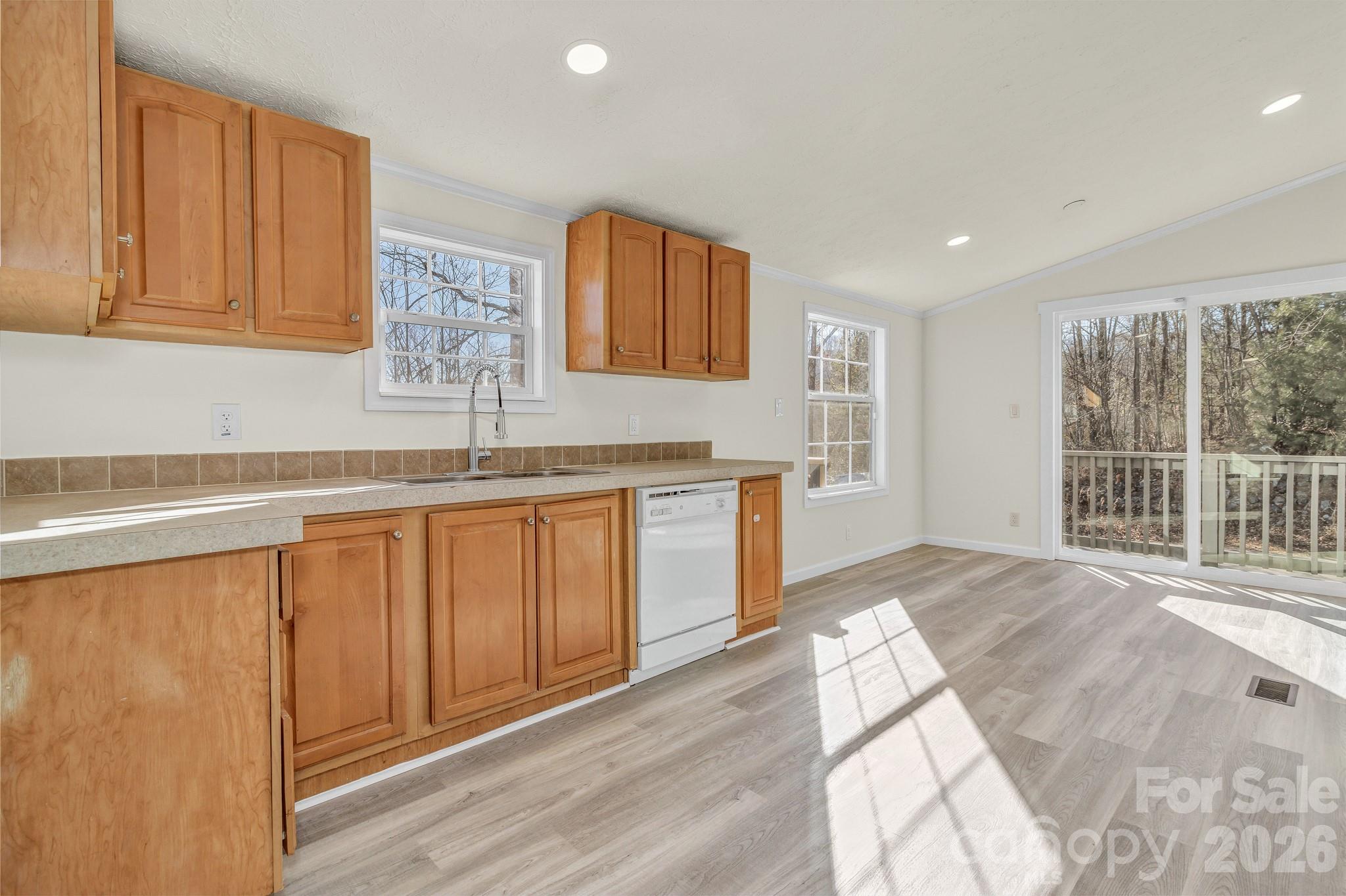 30 Pinners Cove Road — Asheville