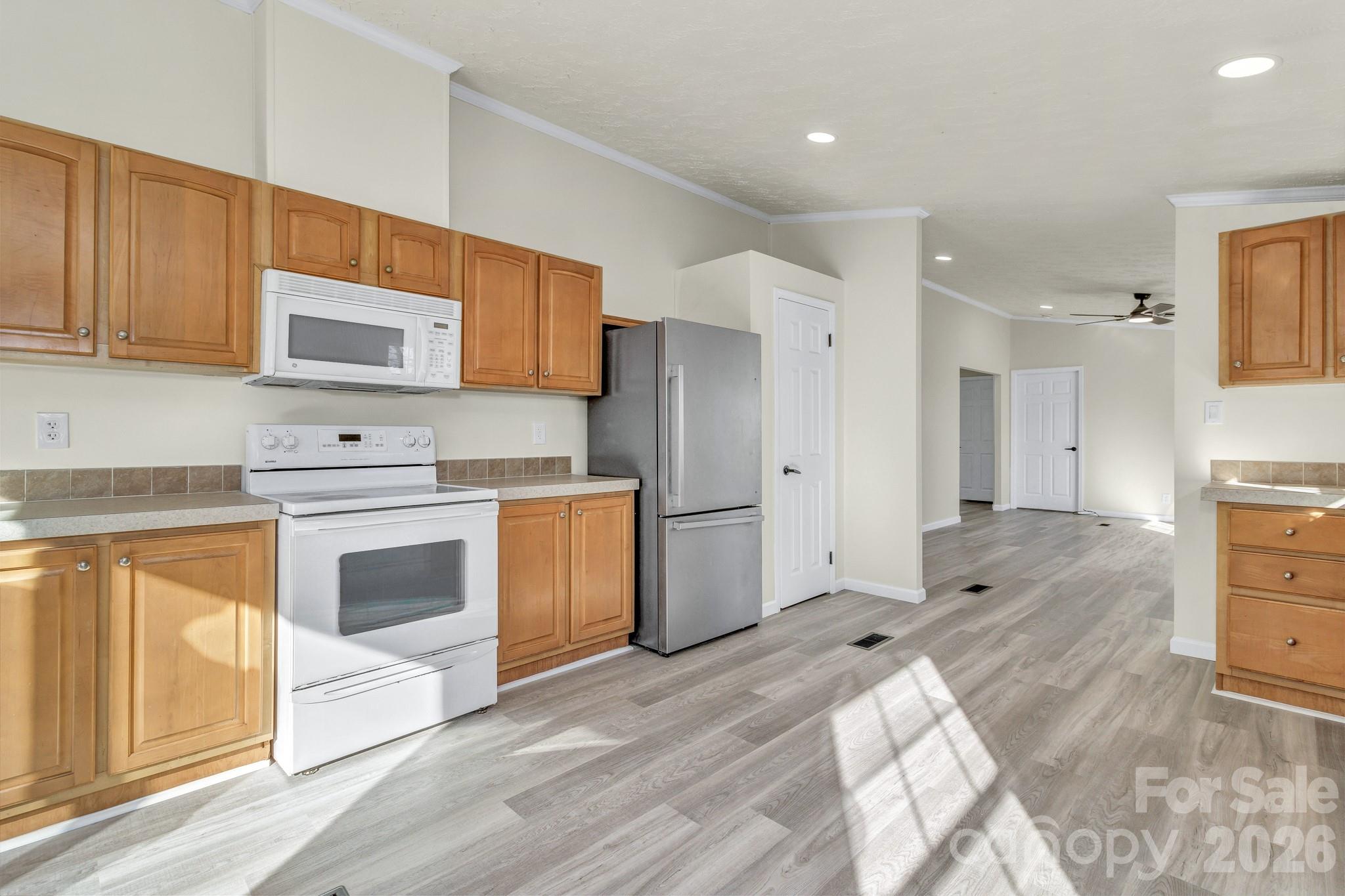 30 Pinners Cove Road — Asheville