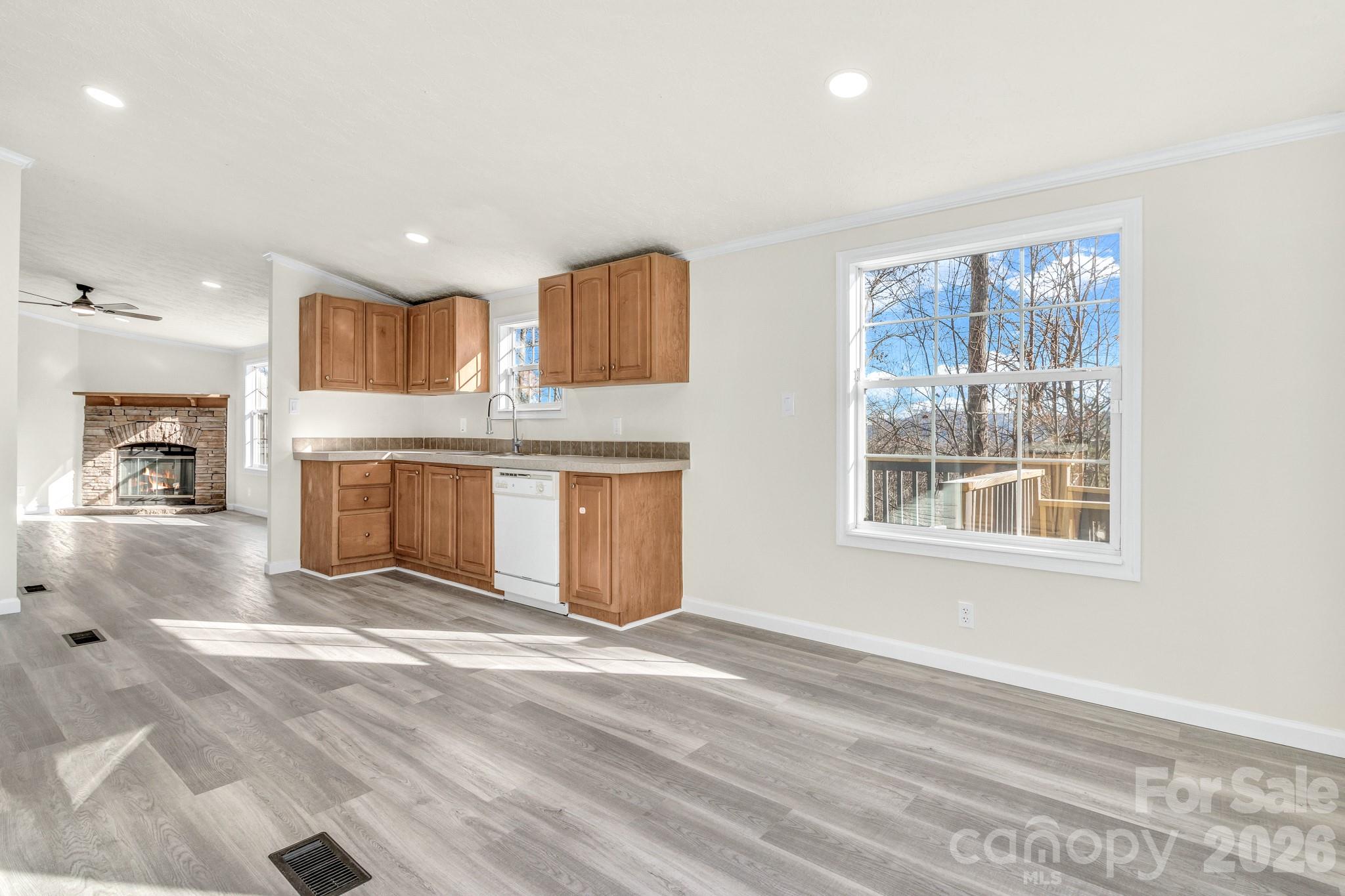 30 Pinners Cove Road — Asheville