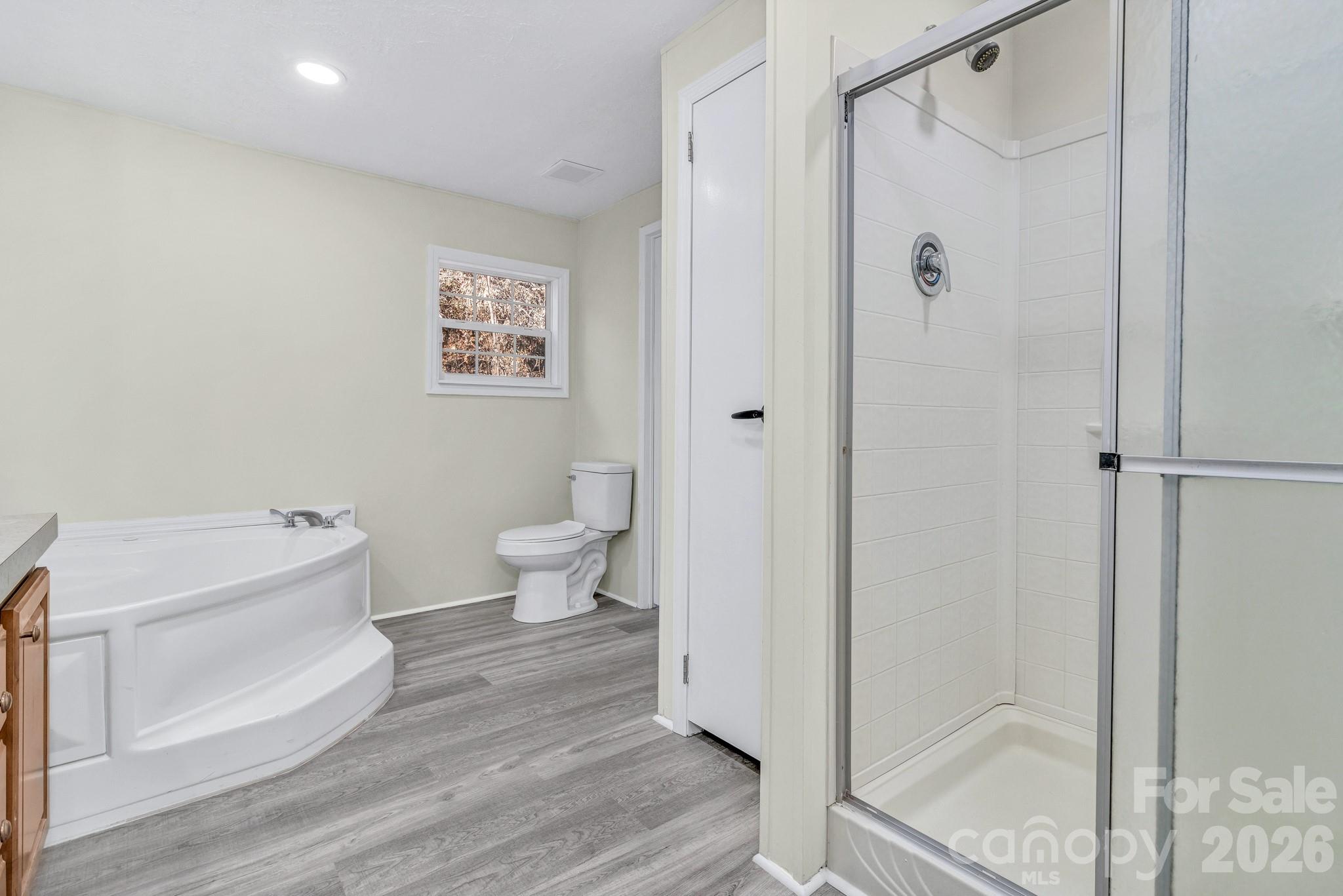 30 Pinners Cove Road — Asheville