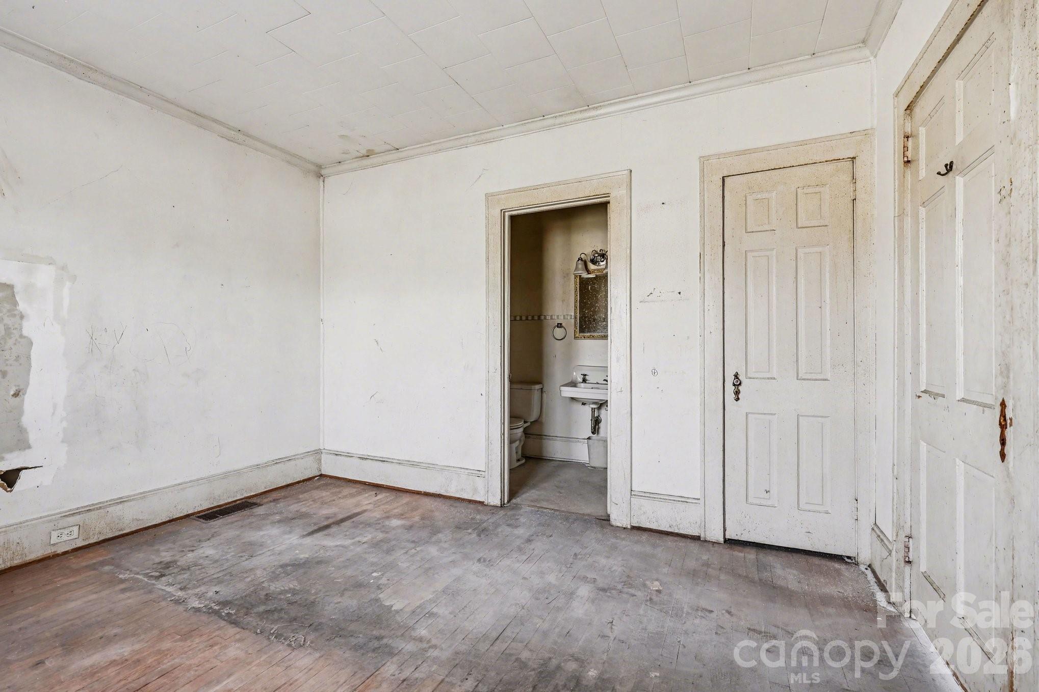 1411 Ludwick Heights Lane — Salisbury