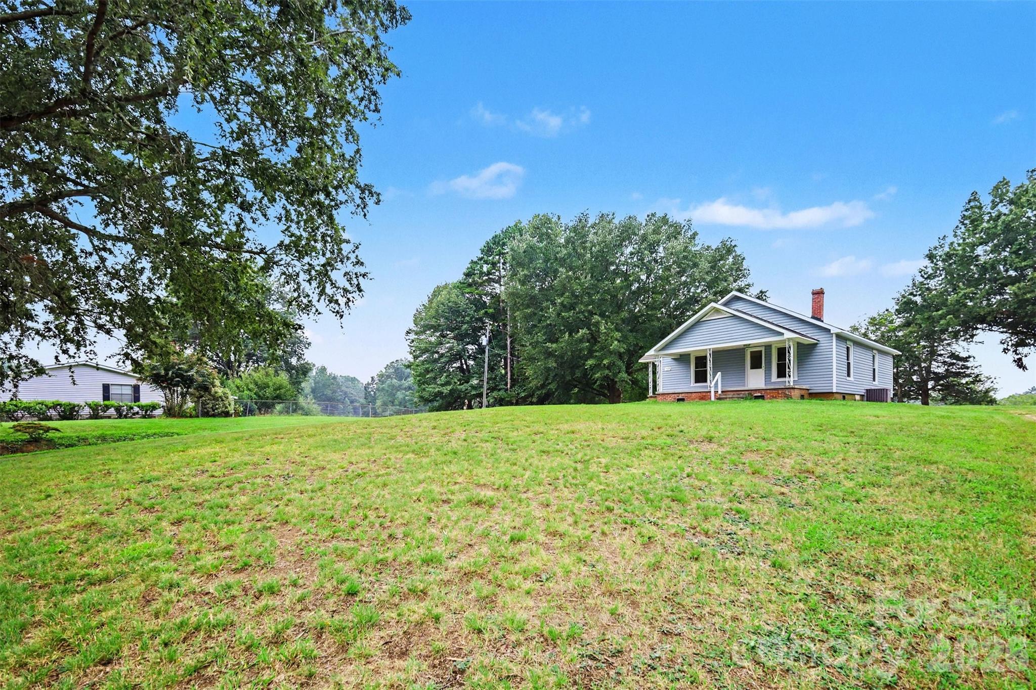 1550 Saw Road — China Grove