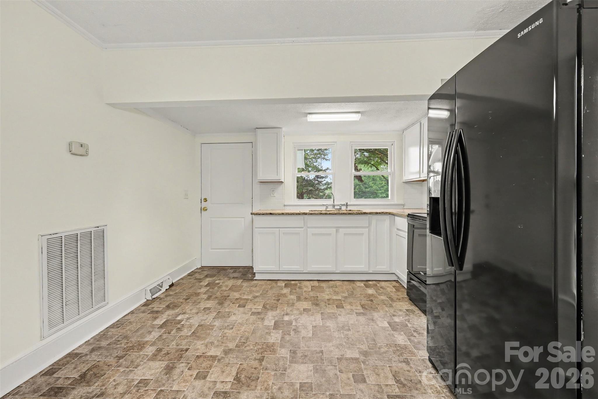 1550 Saw Road — China Grove