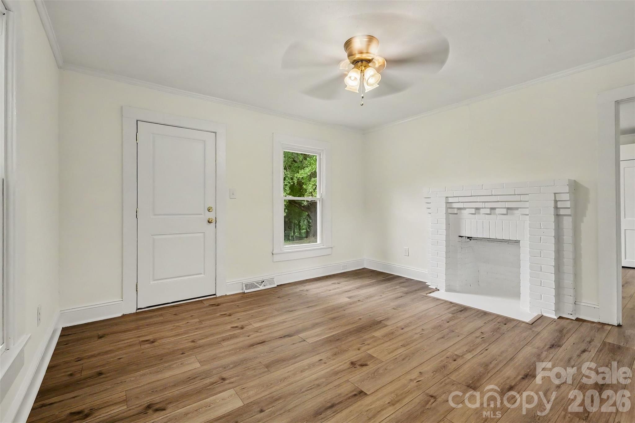 1550 Saw Road — China Grove