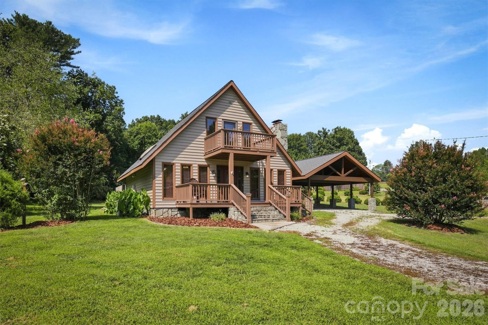 105 Shuffler Road — Morganton