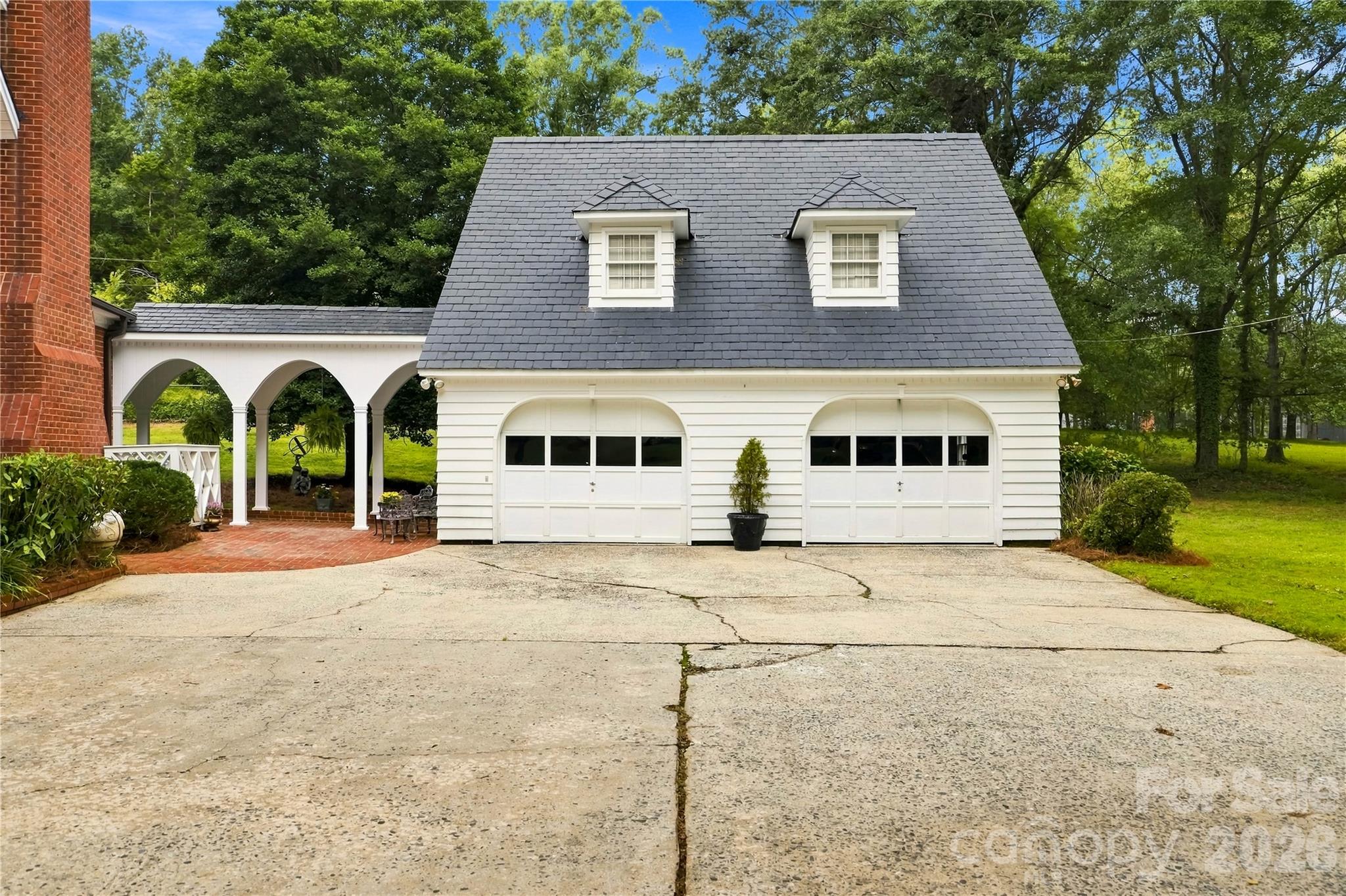 209 Labans Lane — Lincolnton