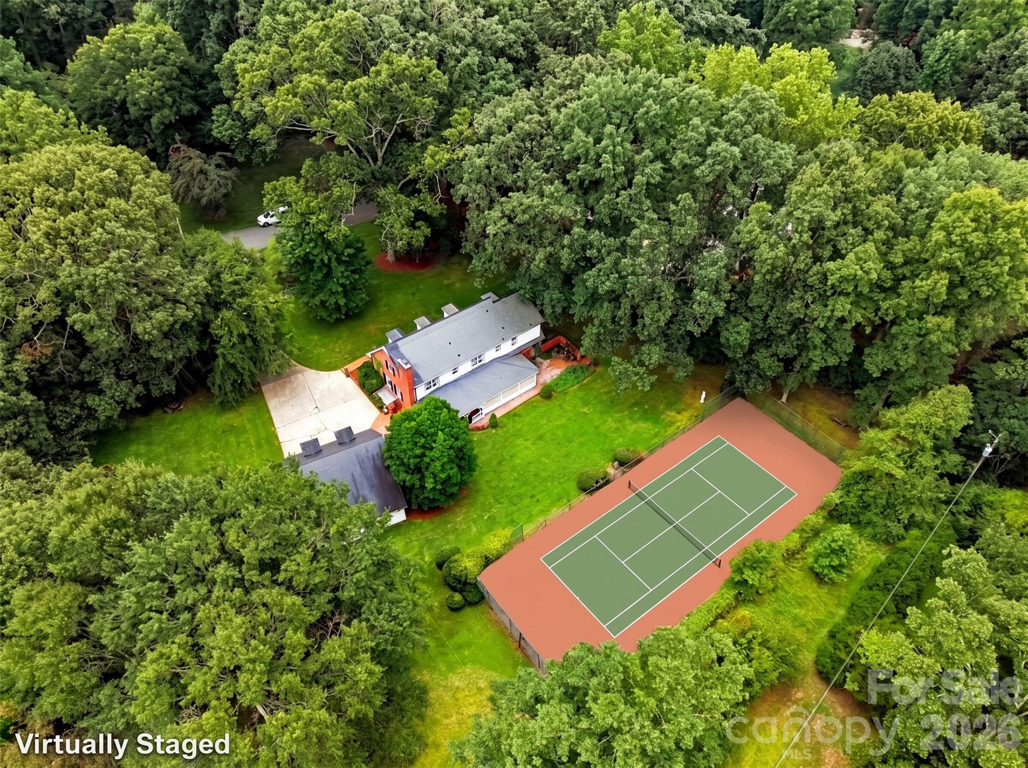 209 Labans Lane — Lincolnton