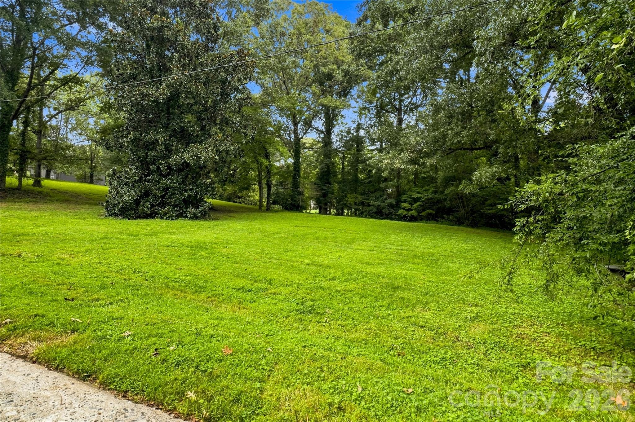 209 Labans Lane — Lincolnton