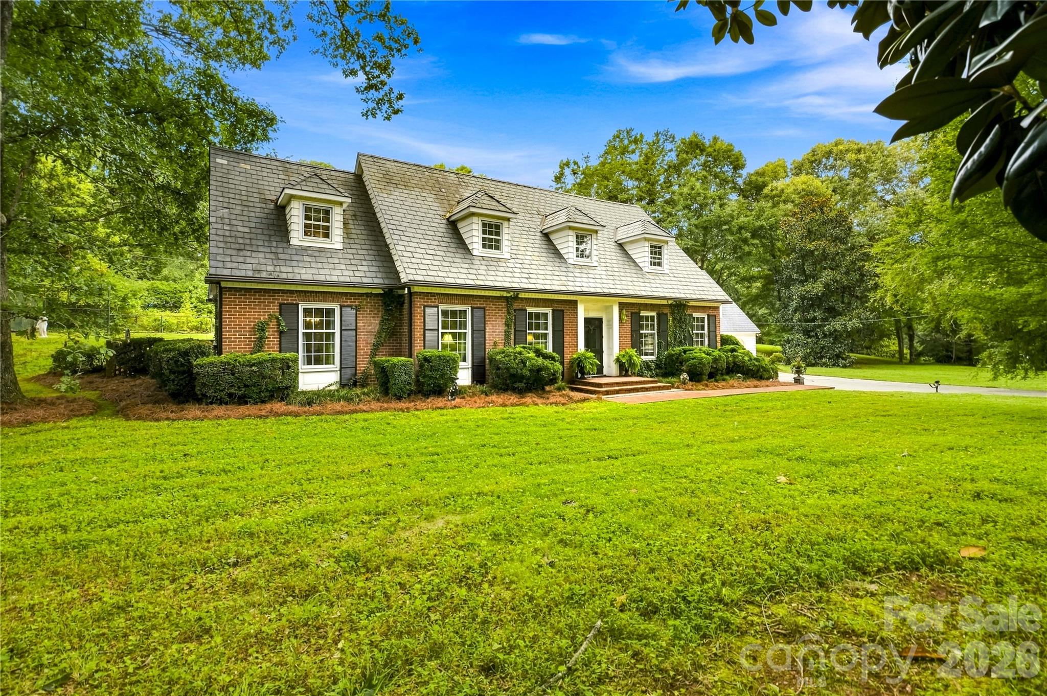209 Labans Lane — Lincolnton