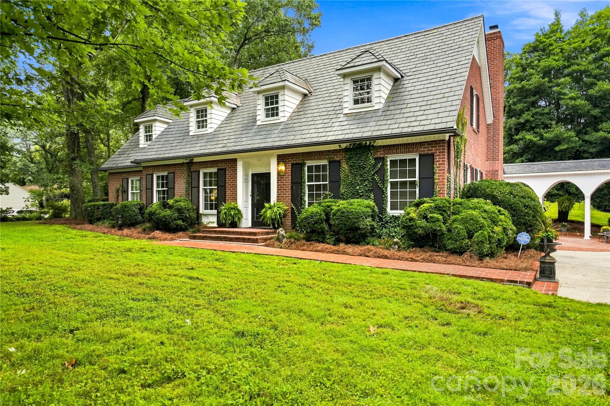 209 Labans Lane — Lincolnton