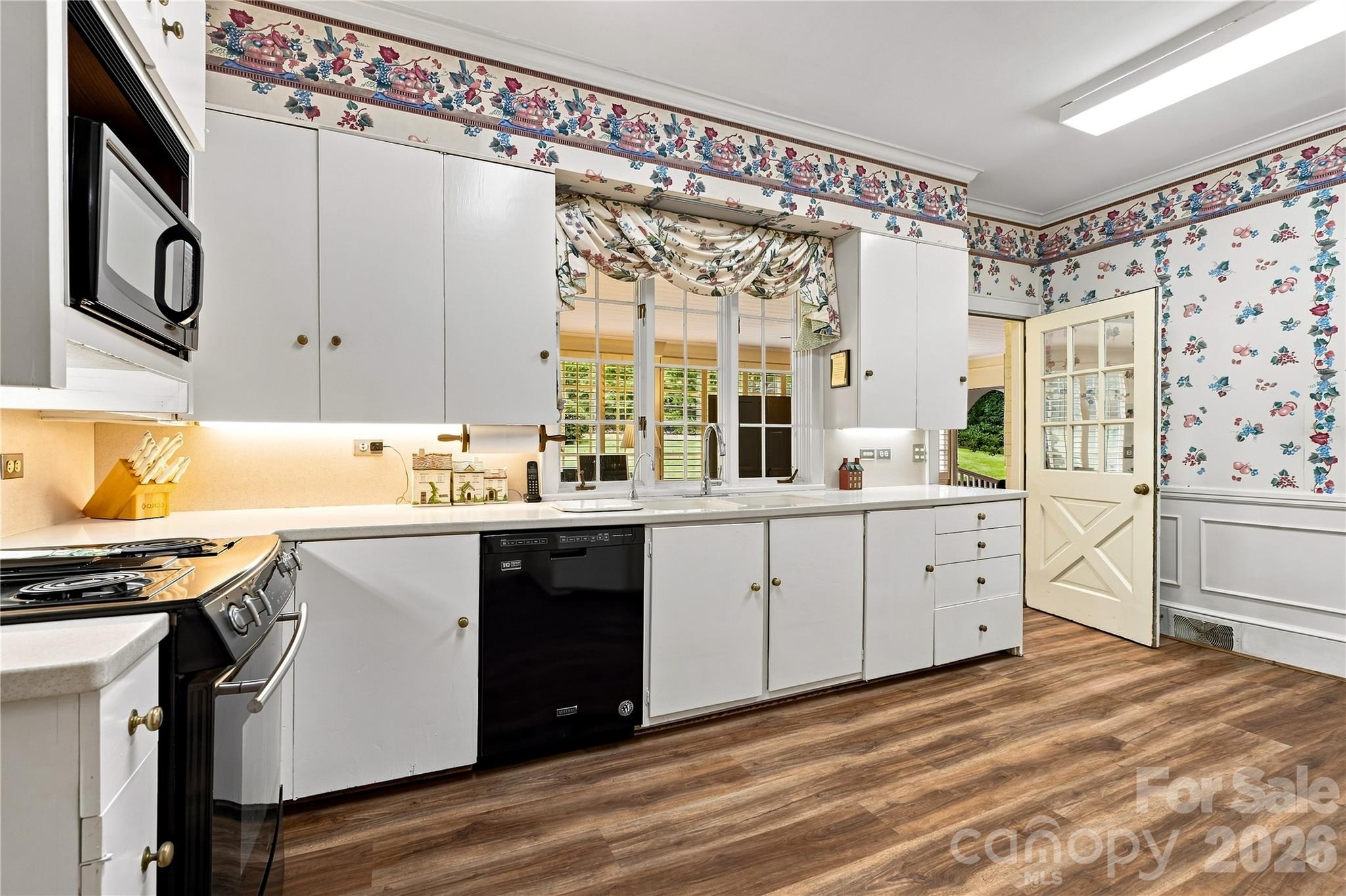 209 Labans Lane — Lincolnton