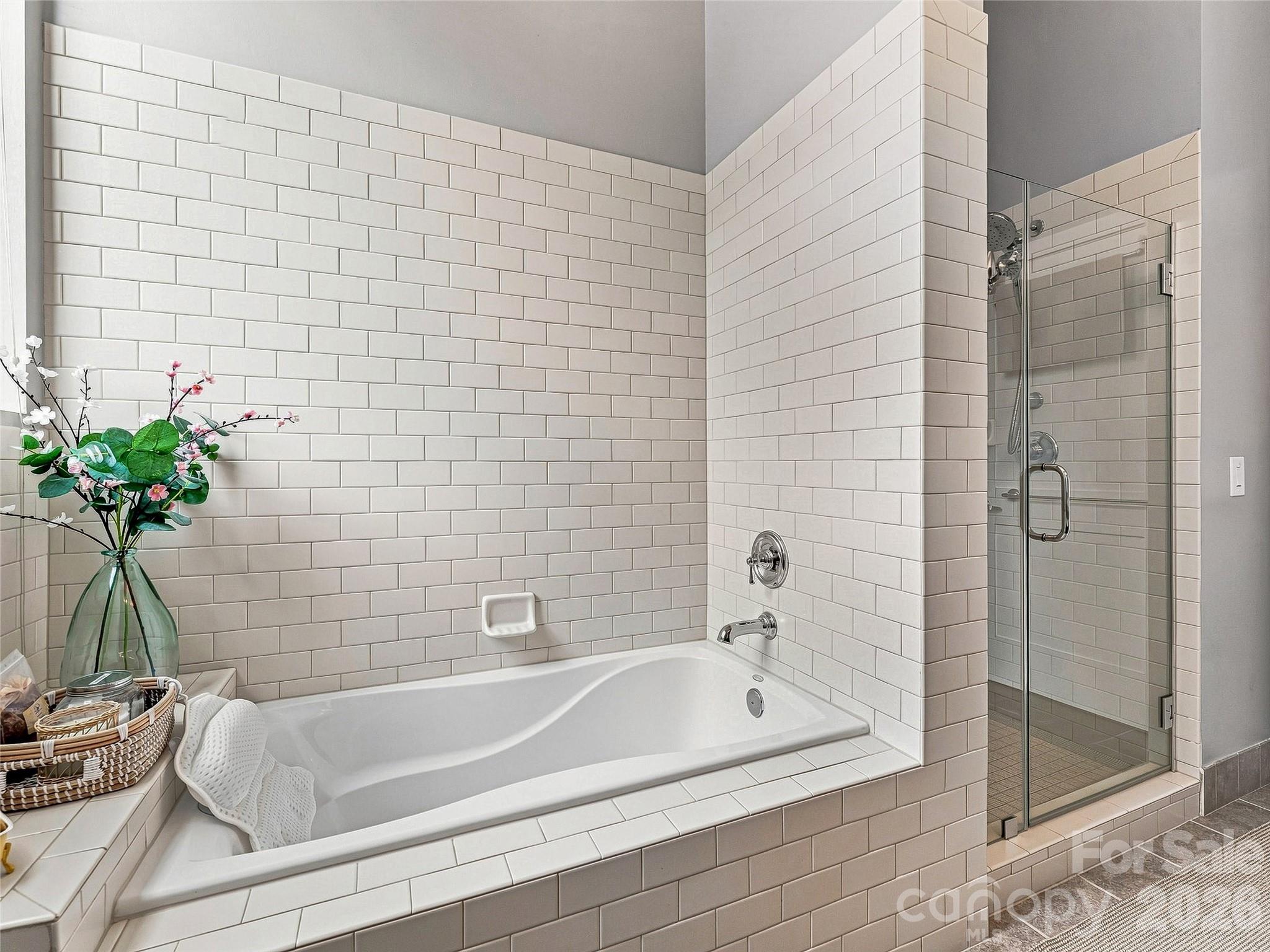60 N Market Street #117 — Asheville