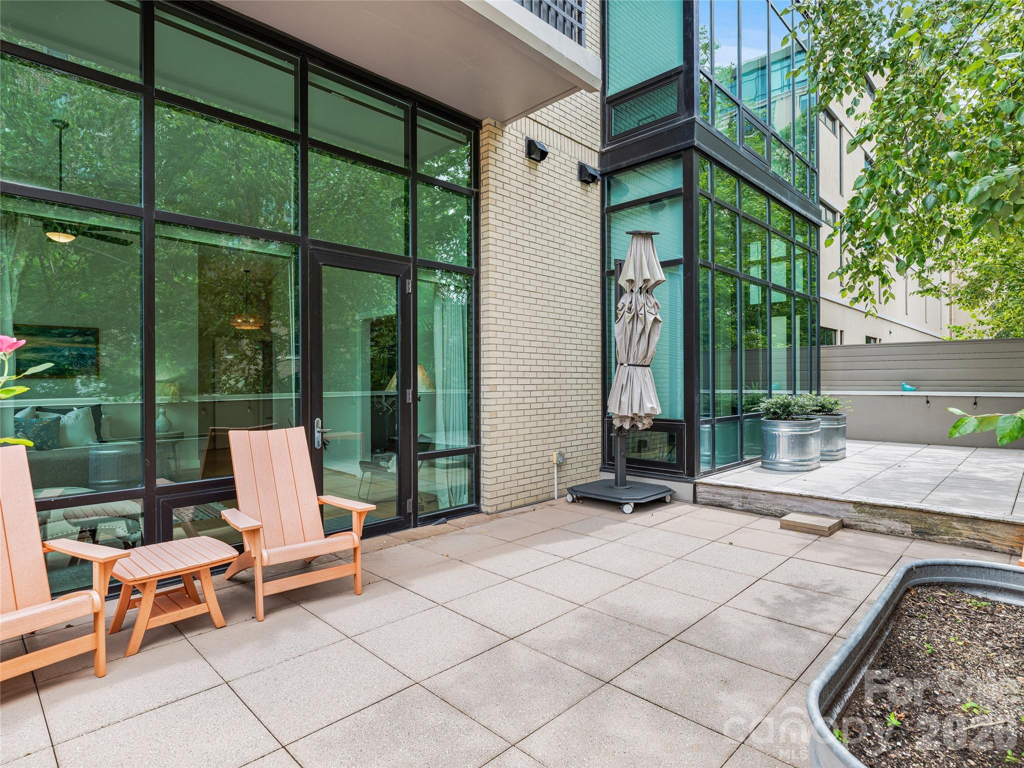 60 N Market Street #117 — Asheville
