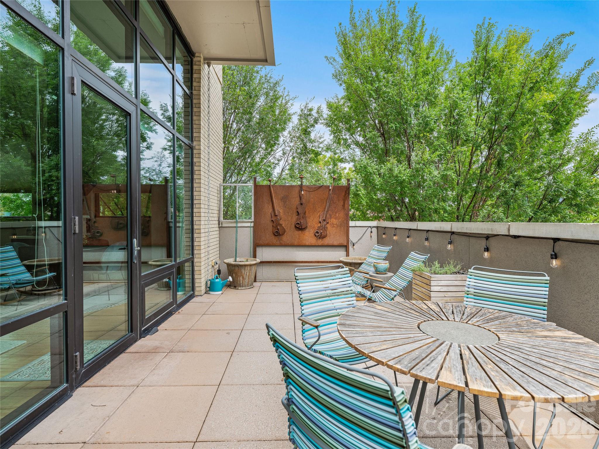 60 N Market Street #117 — Asheville