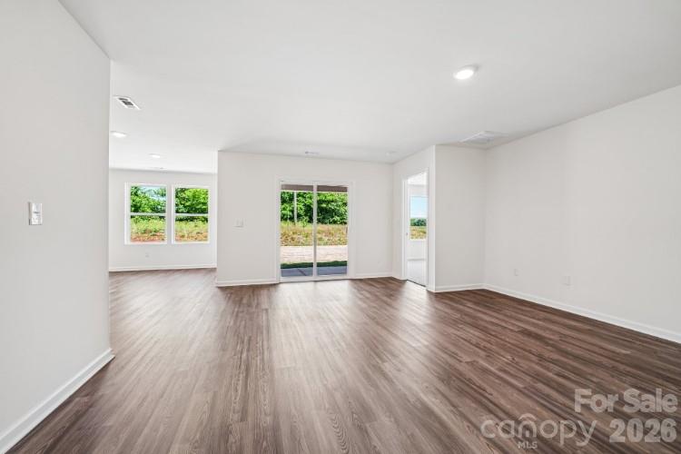 499 Sundown Drive — Spartanburg