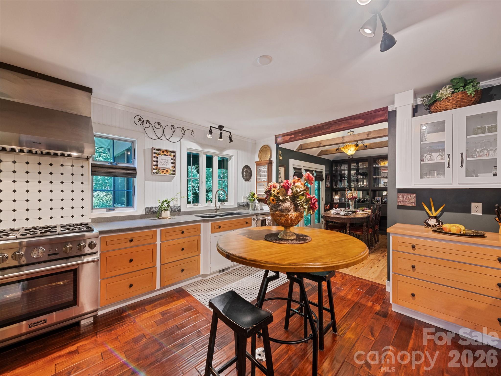 379 Holston Village Road — Waynesville