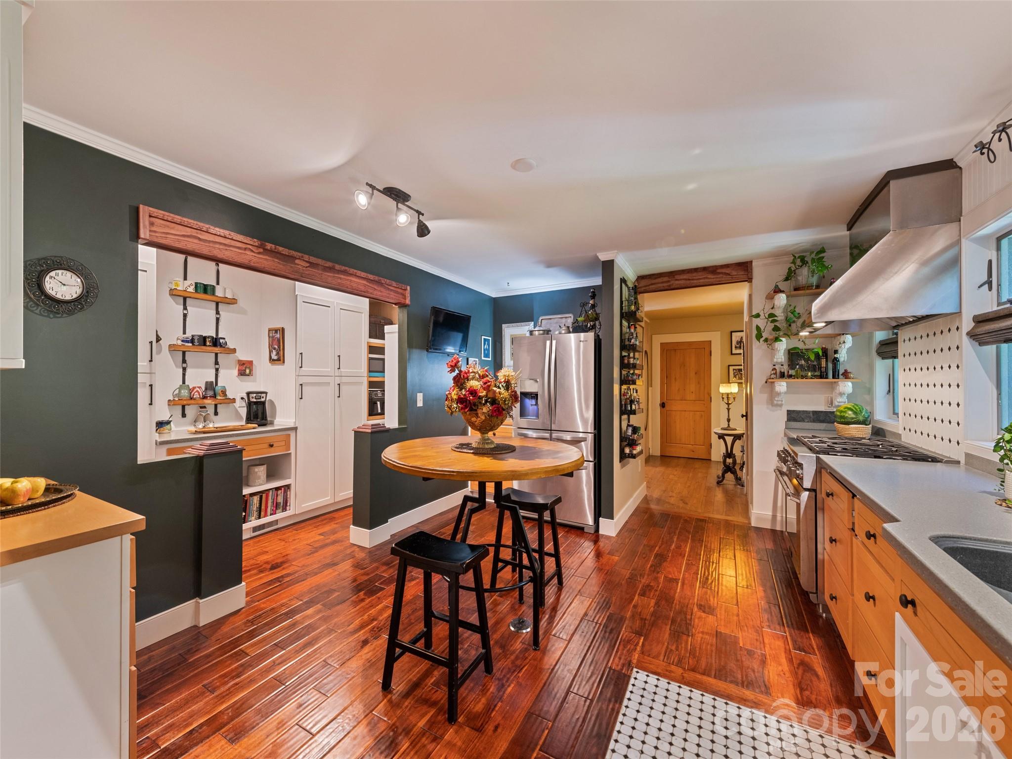 379 Holston Village Road — Waynesville