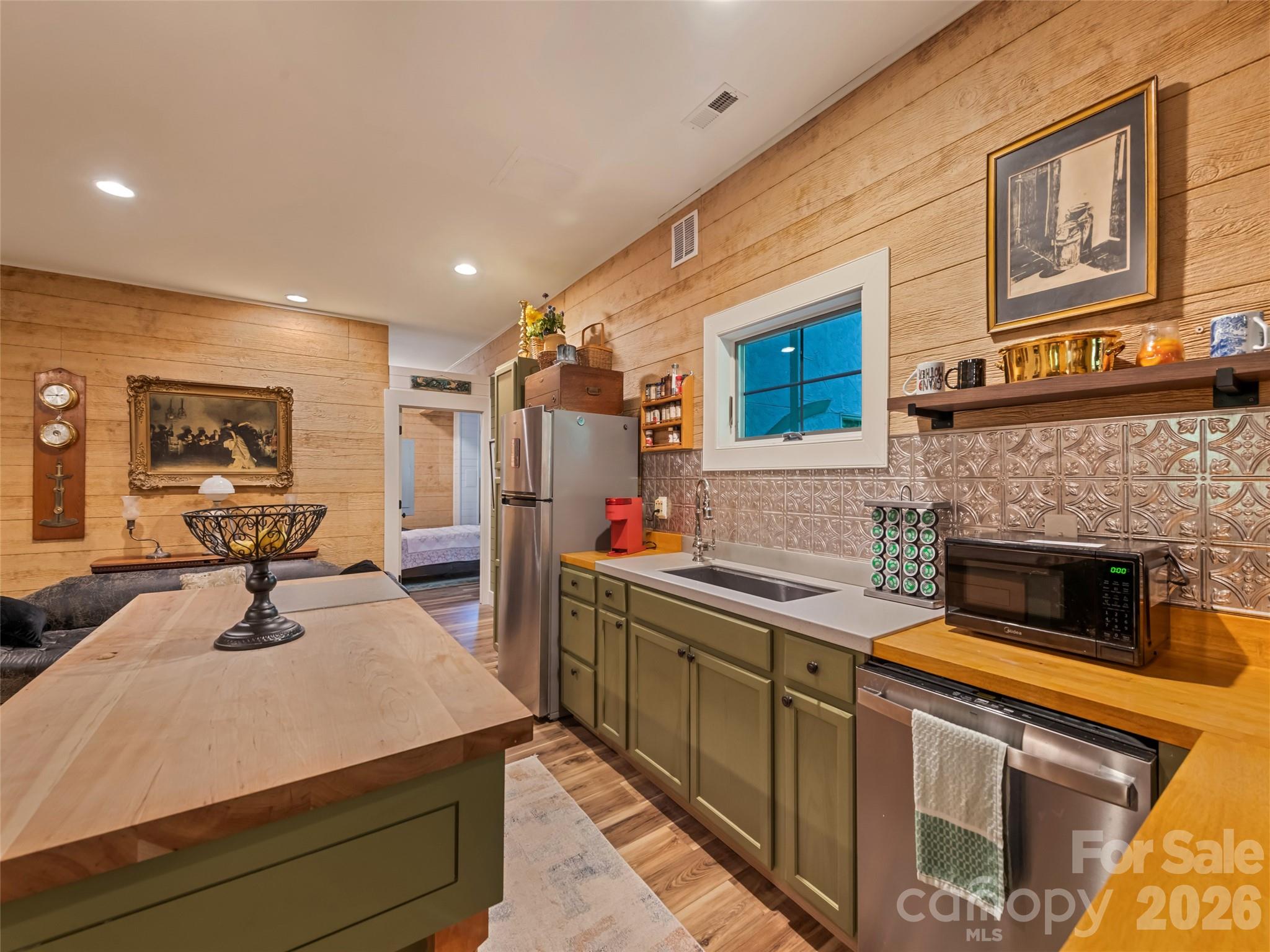 379 Holston Village Road — Waynesville