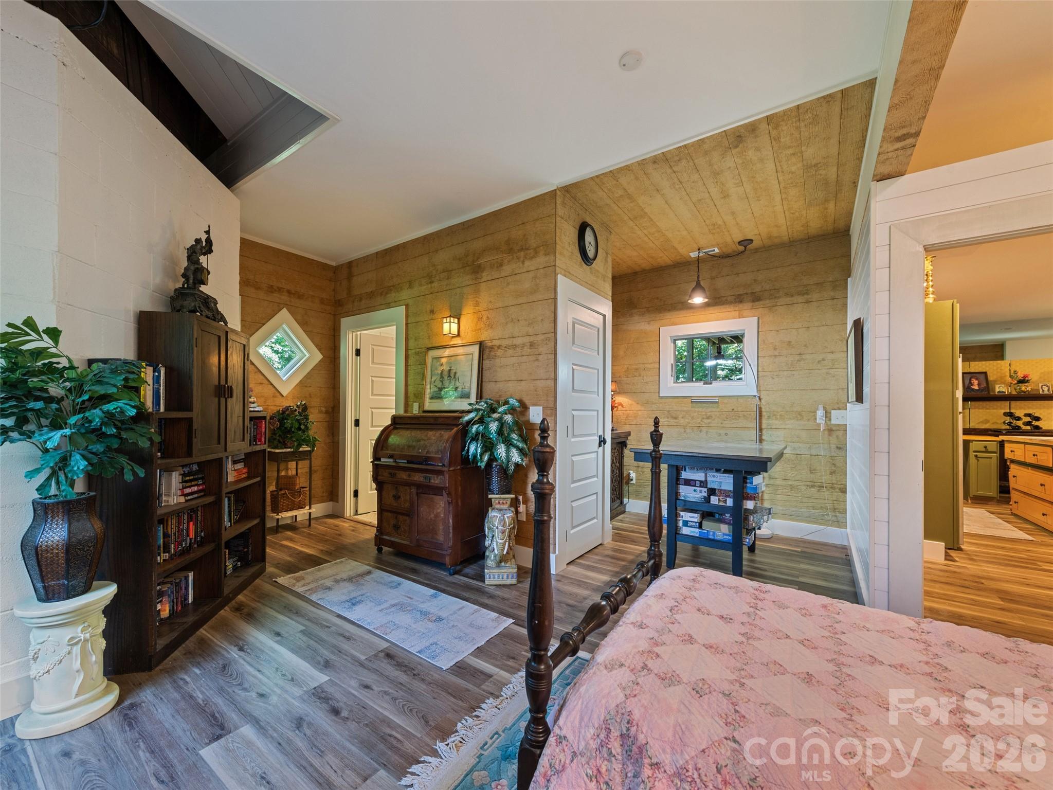 379 Holston Village Road — Waynesville