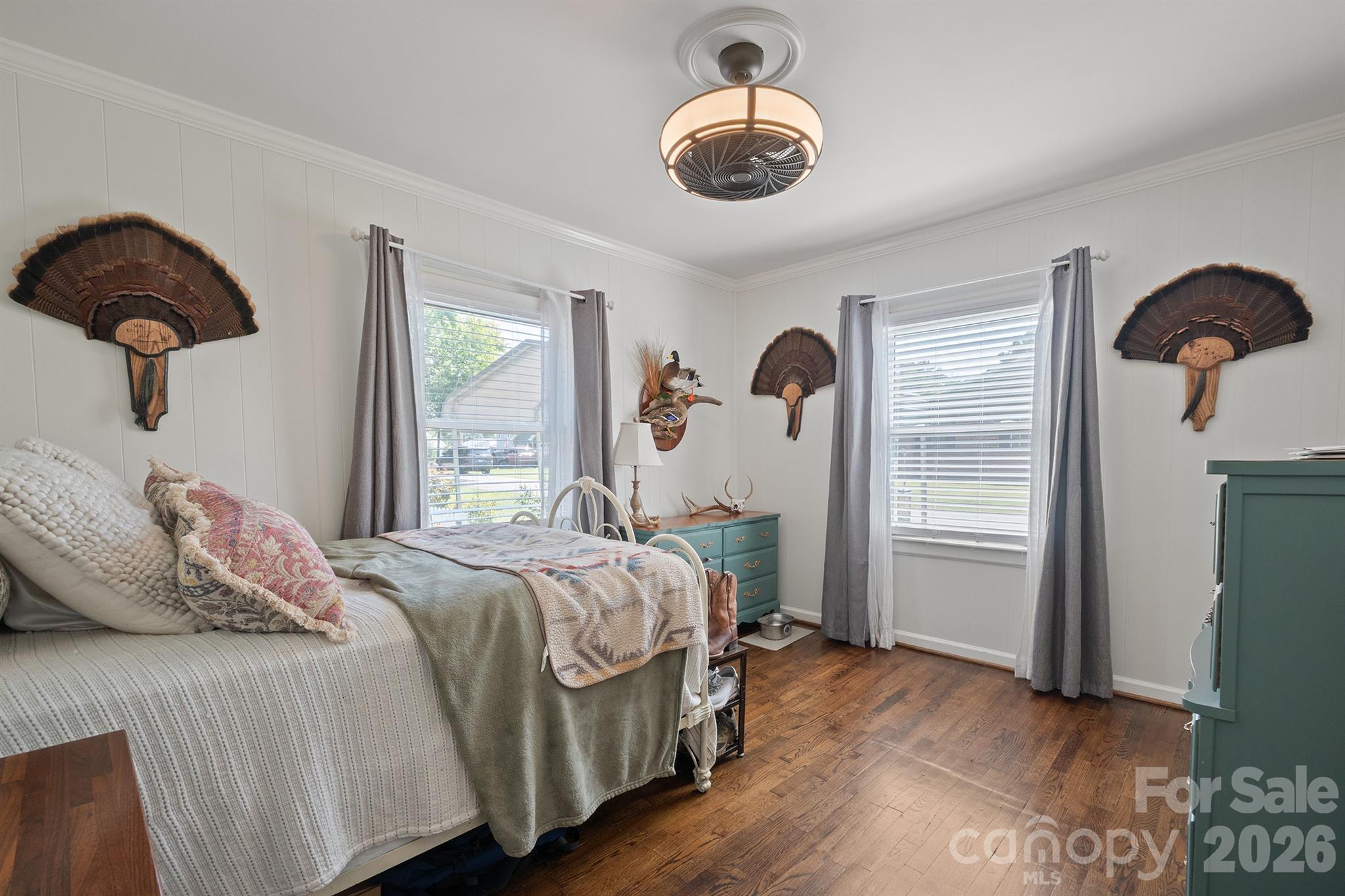 500 N Elm Street — Cherryville