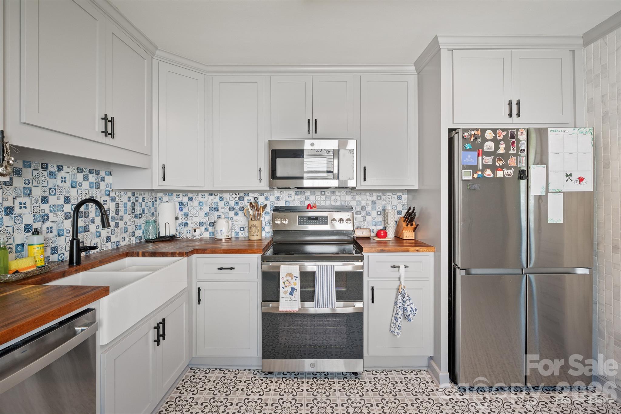 500 N Elm Street — Cherryville