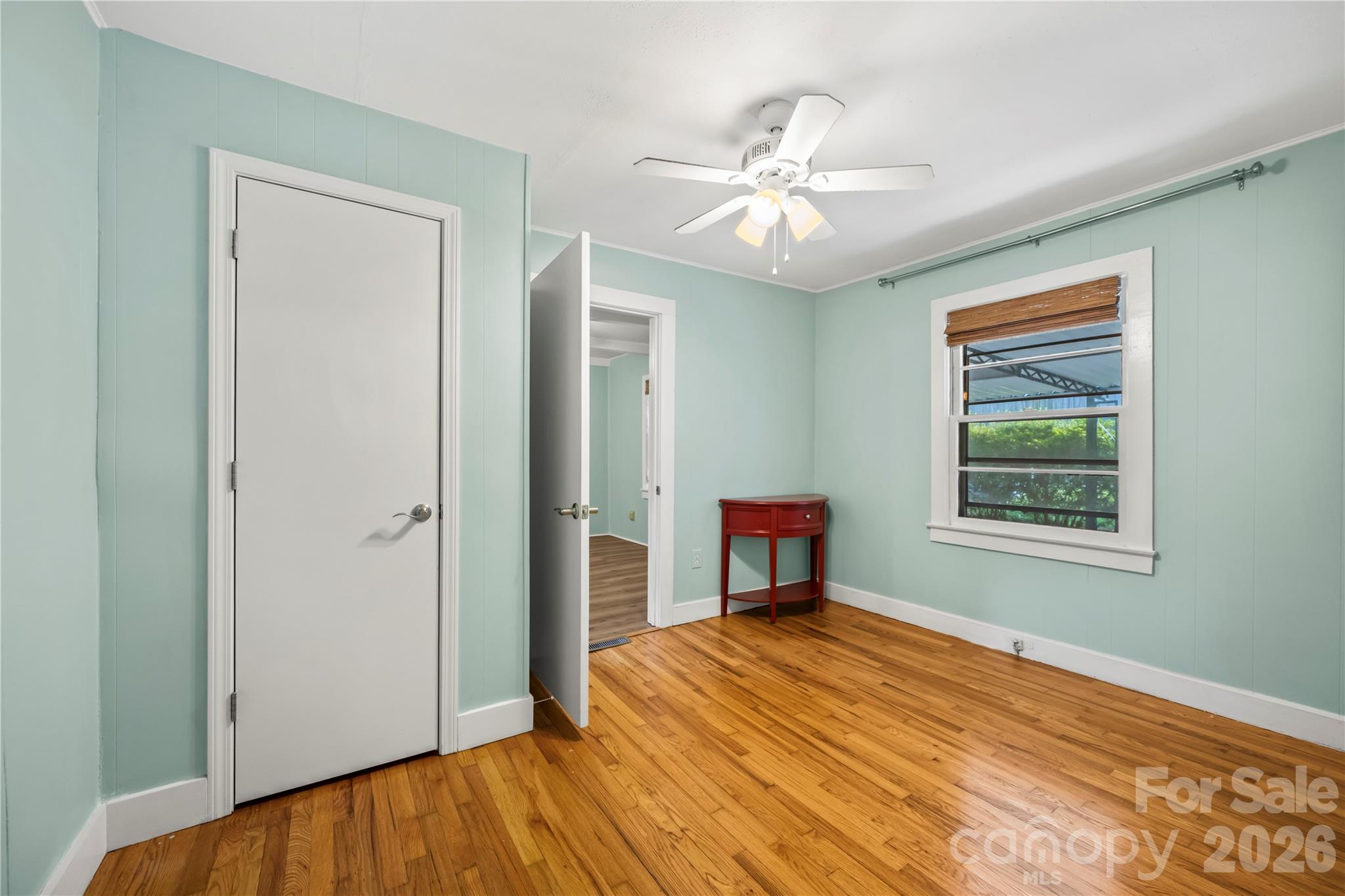 2 Bostic Place — Asheville