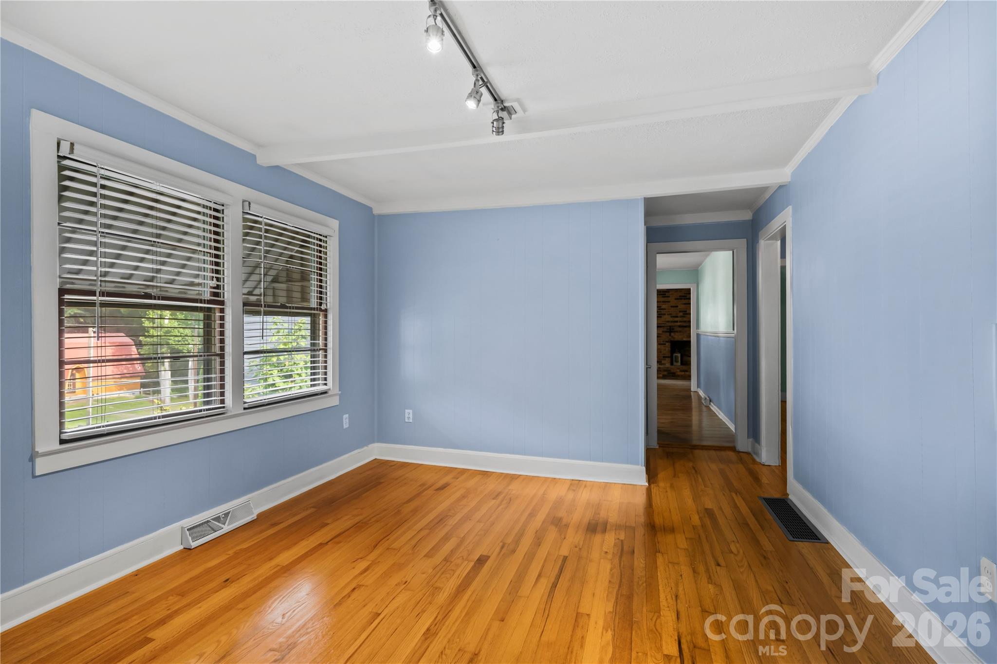 2 Bostic Place — Asheville