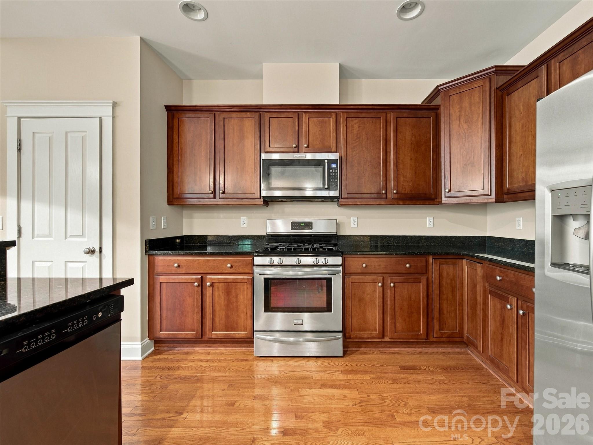 24 Greenwells Glory Drive — Biltmore Lake
