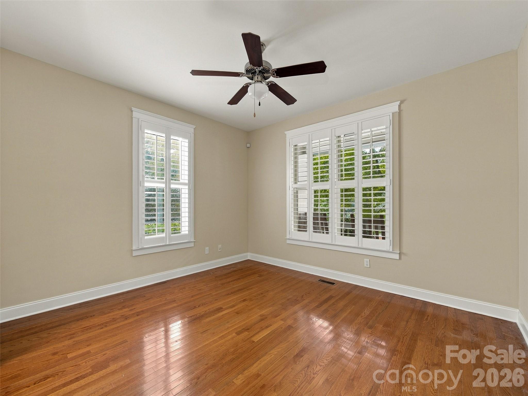 24 Greenwells Glory Drive — Biltmore Lake