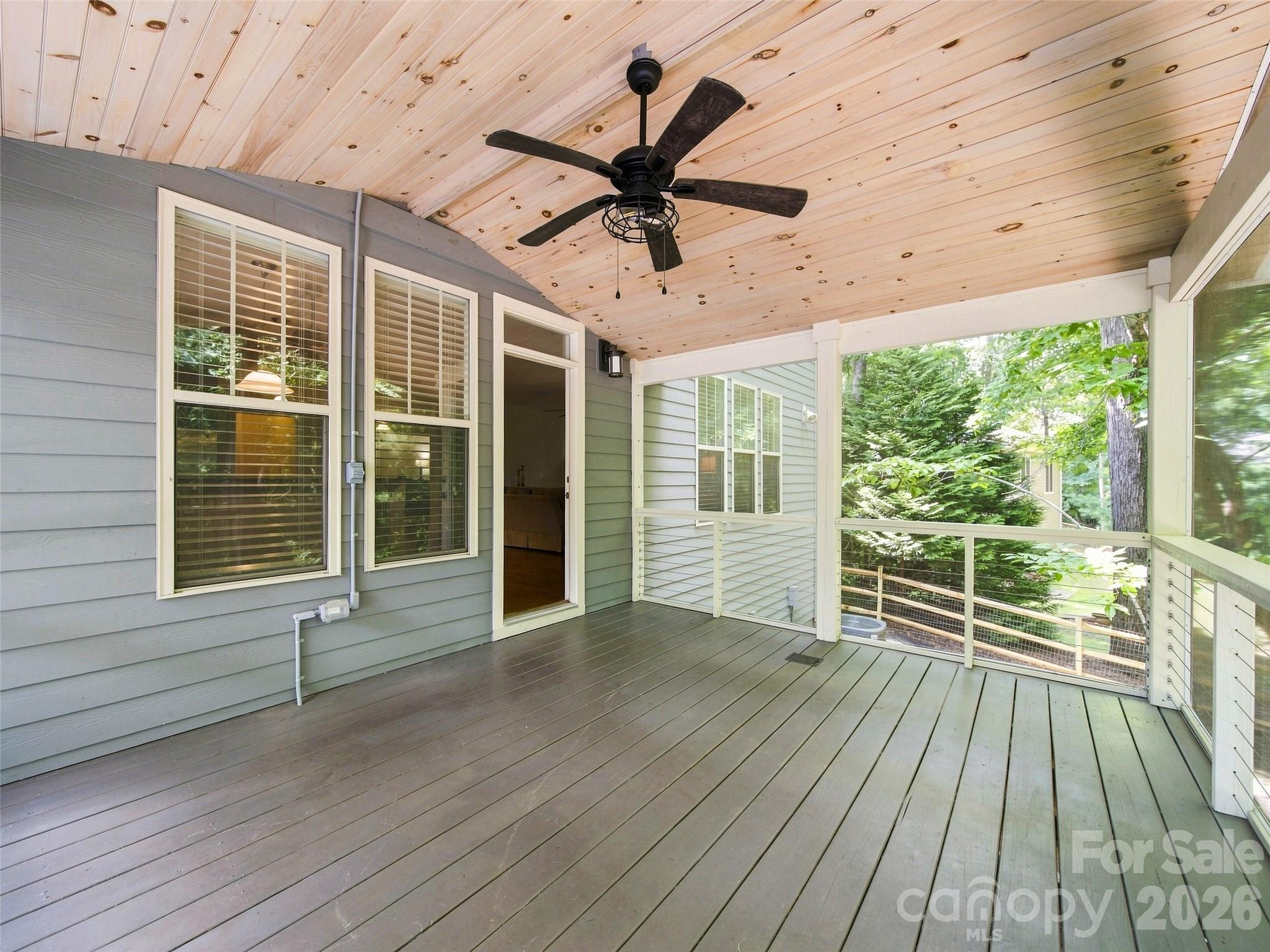 24 Greenwells Glory Drive — Biltmore Lake