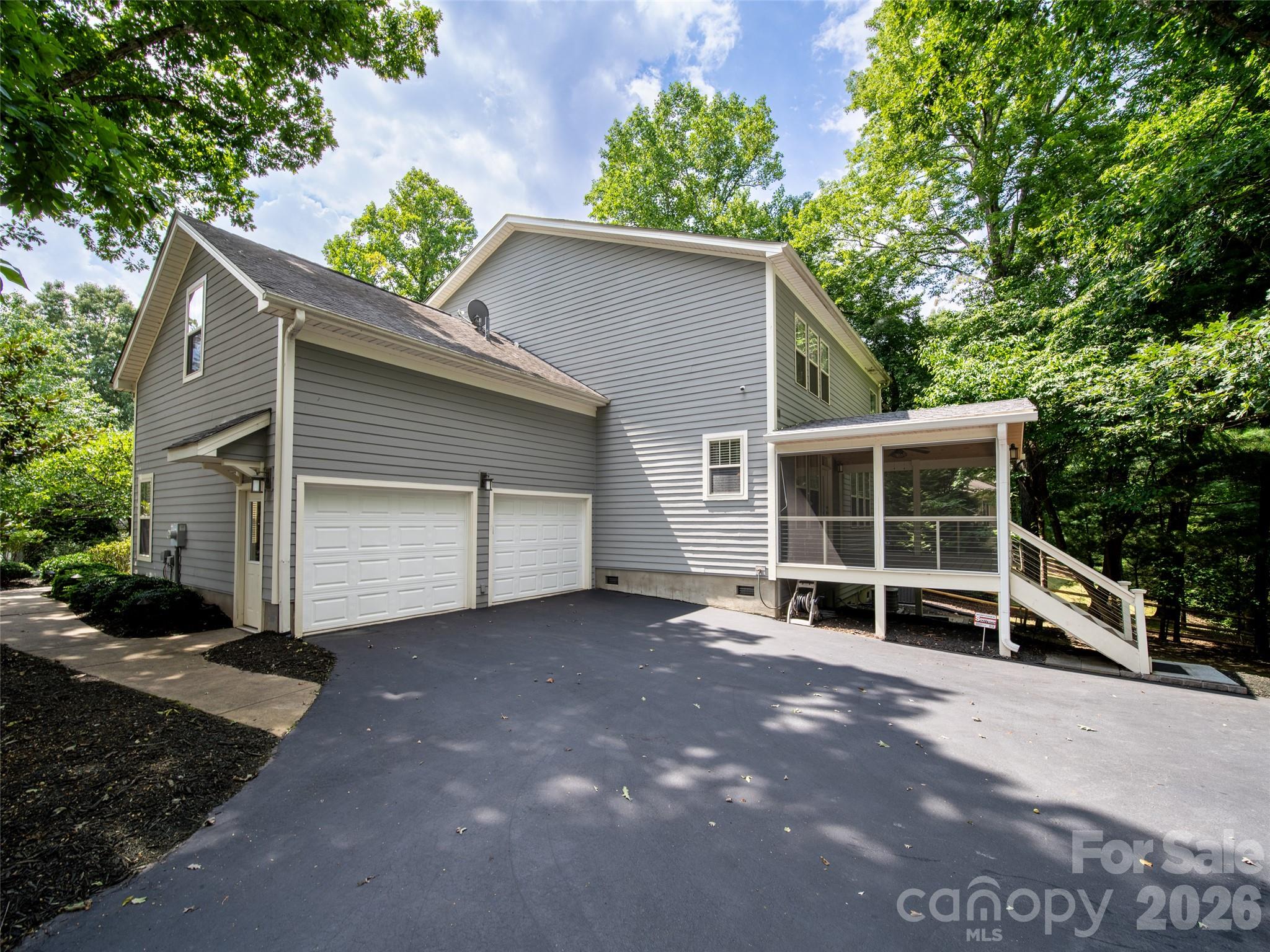 24 Greenwells Glory Drive — Biltmore Lake