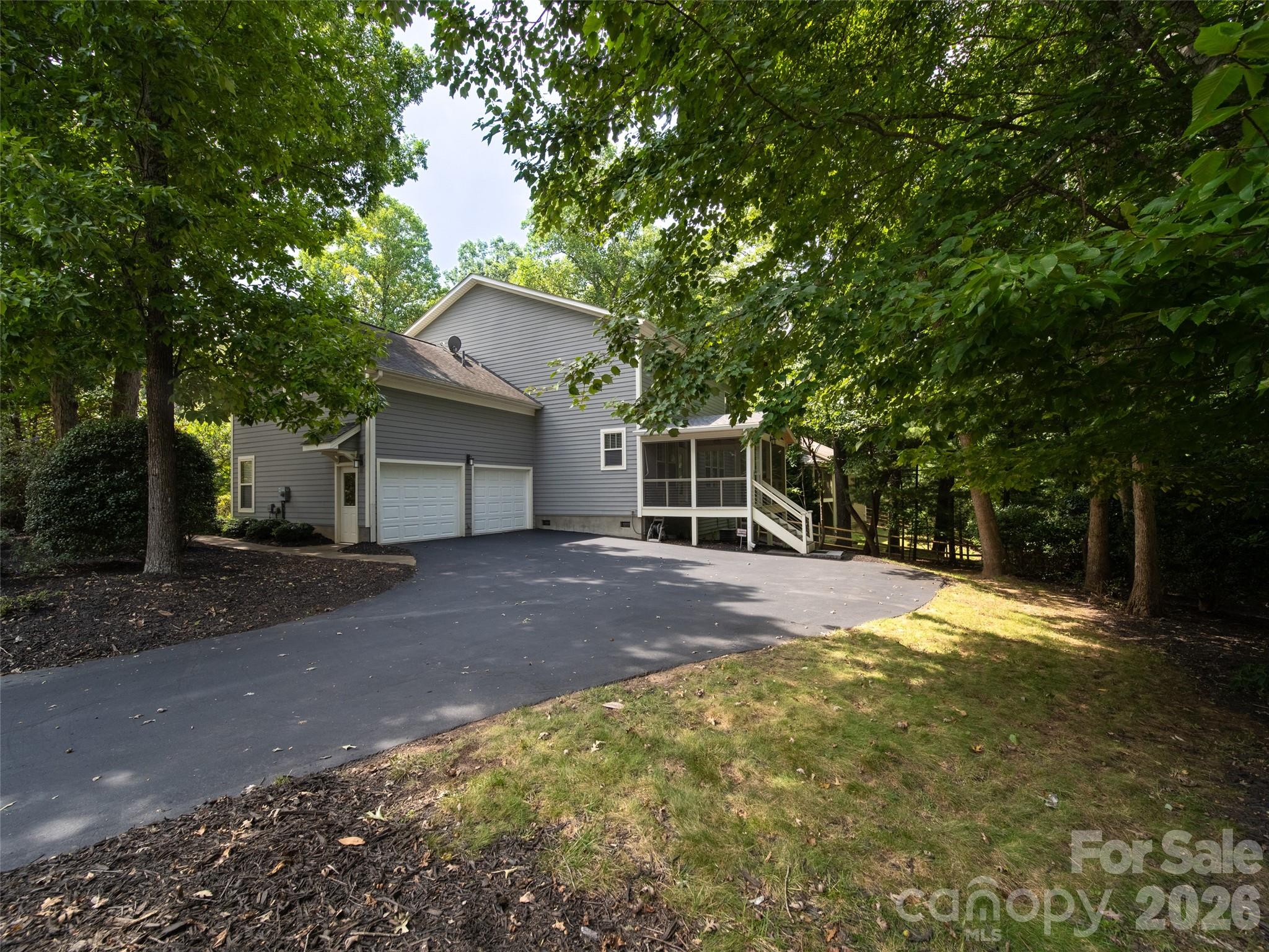 24 Greenwells Glory Drive — Biltmore Lake