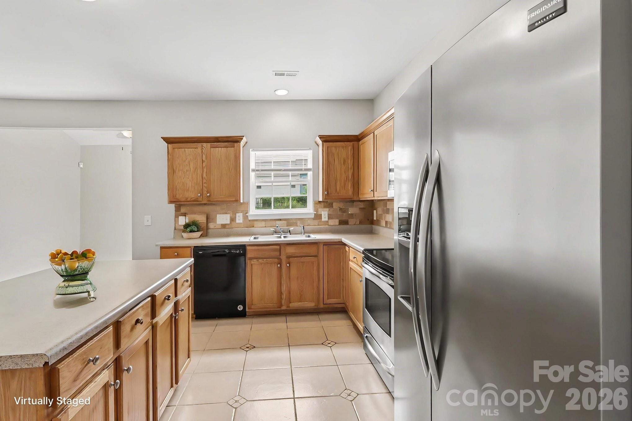 4960 Sunburst Lane — Charlotte
