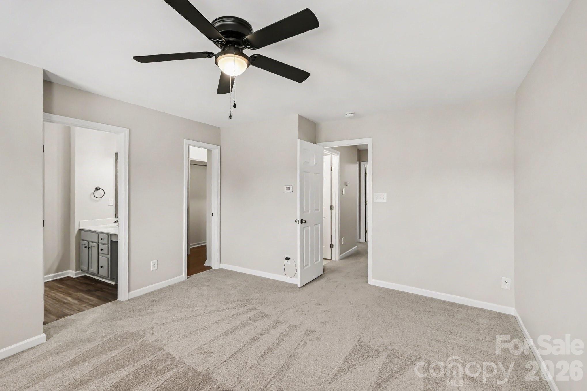 4960 Sunburst Lane — Charlotte