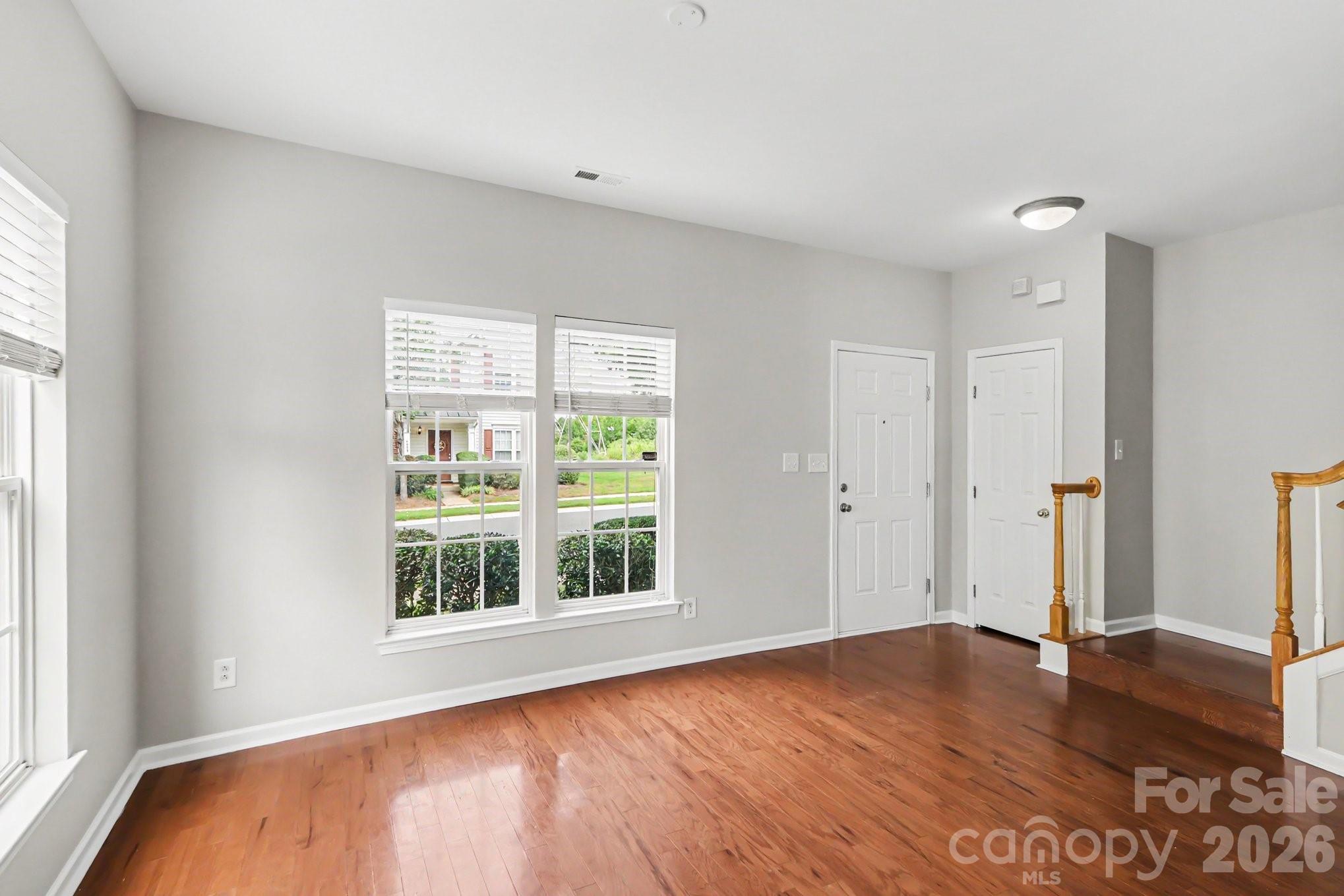 4960 Sunburst Lane — Charlotte