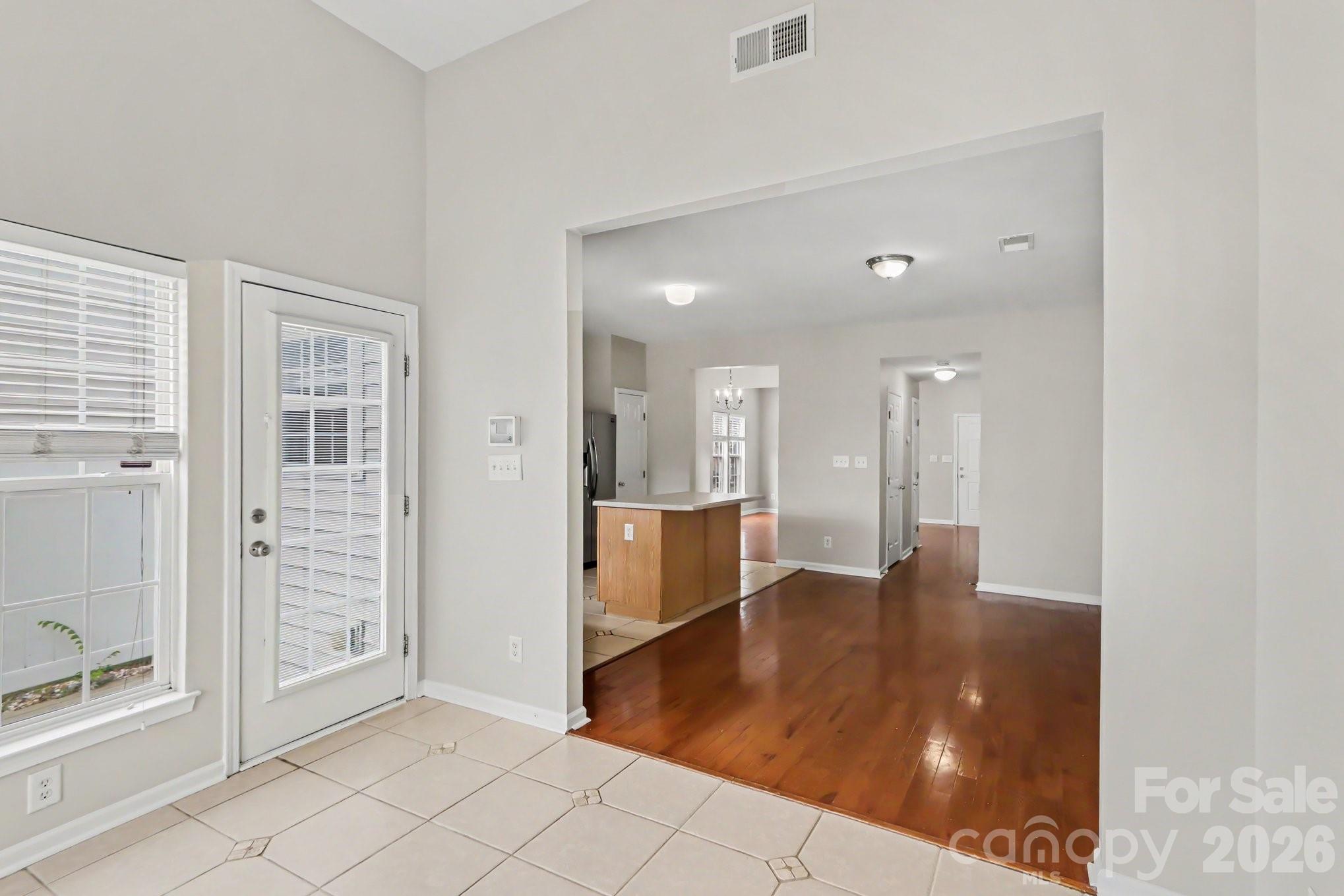 4960 Sunburst Lane — Charlotte