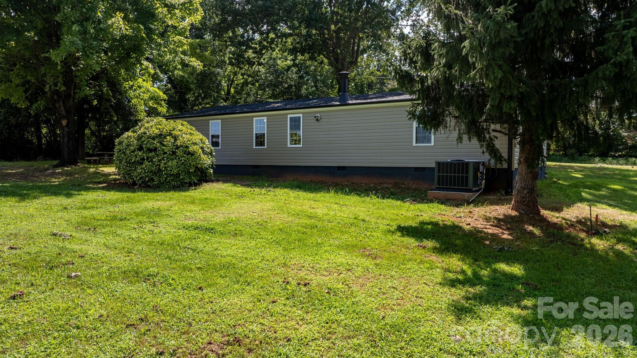 160 Green Street — Rutherford College