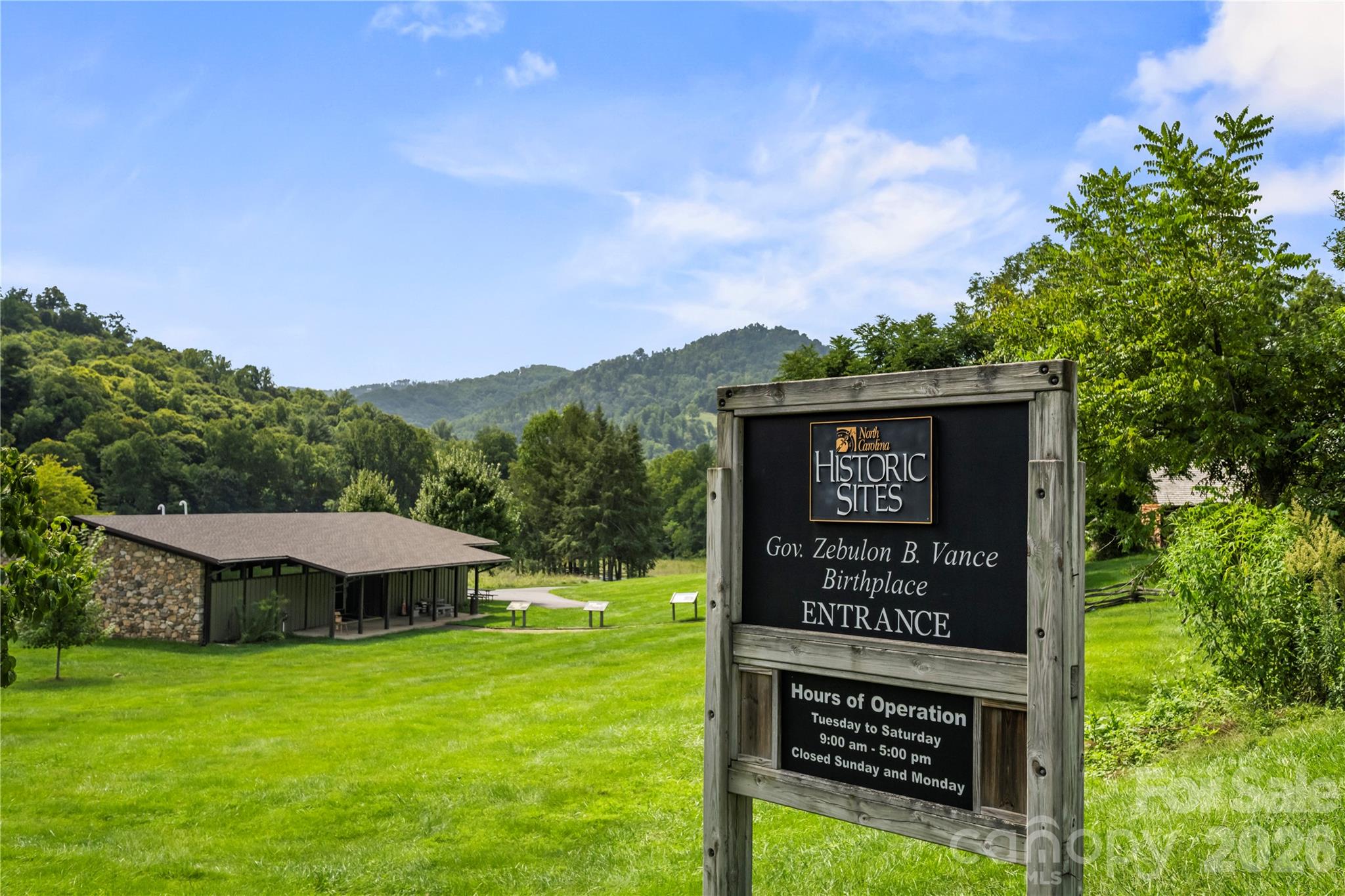 16 Vance Cemetery Road — Weaverville