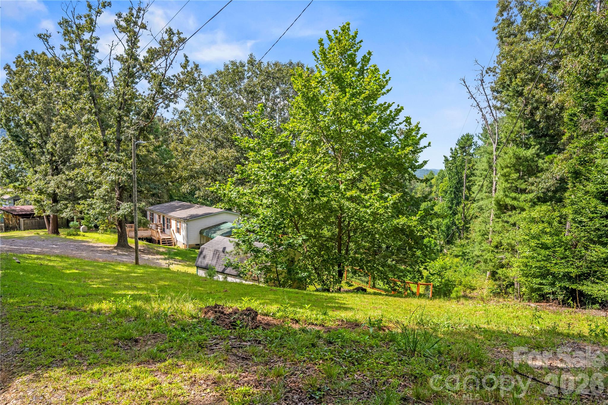 16 Vance Cemetery Road — Weaverville