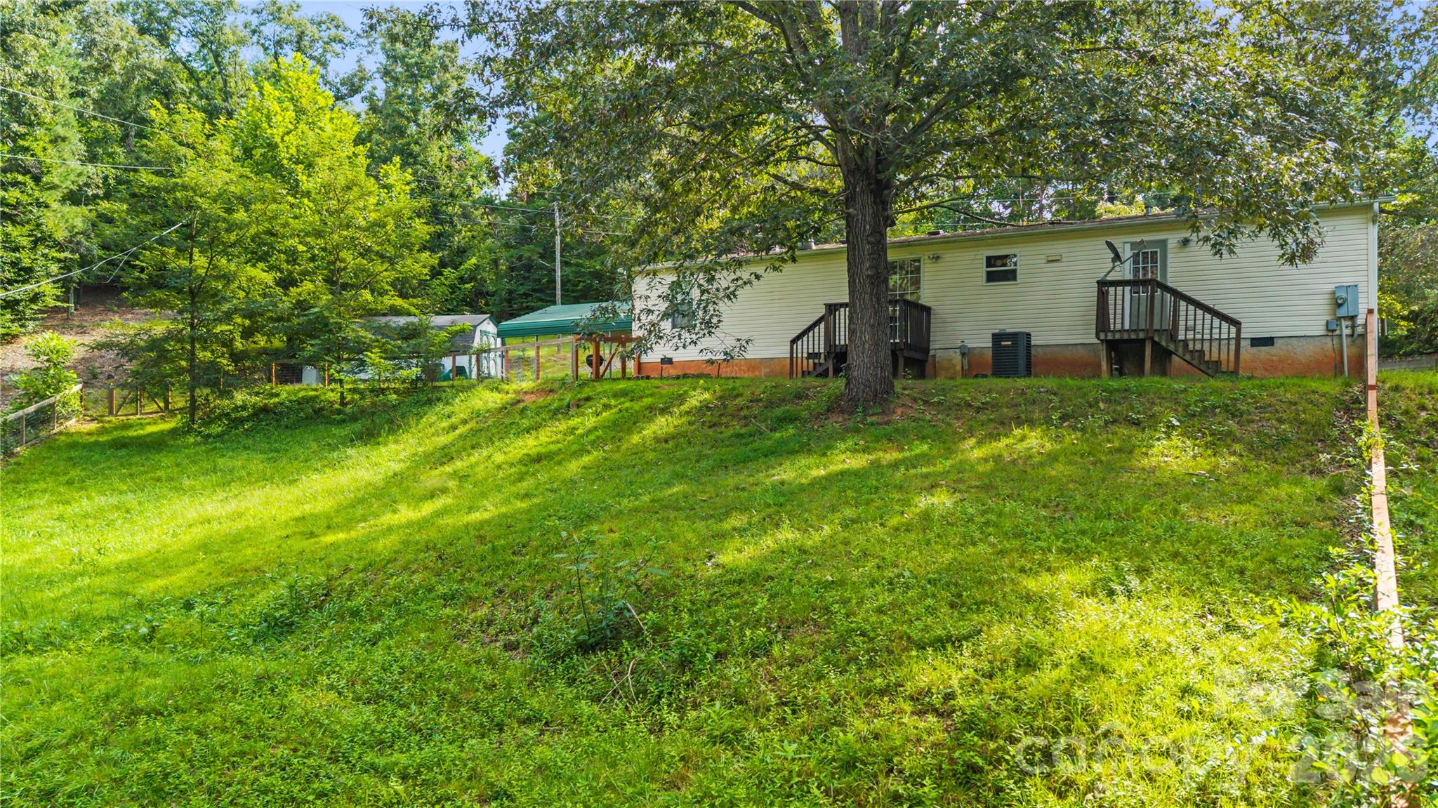 16 Vance Cemetery Road — Weaverville