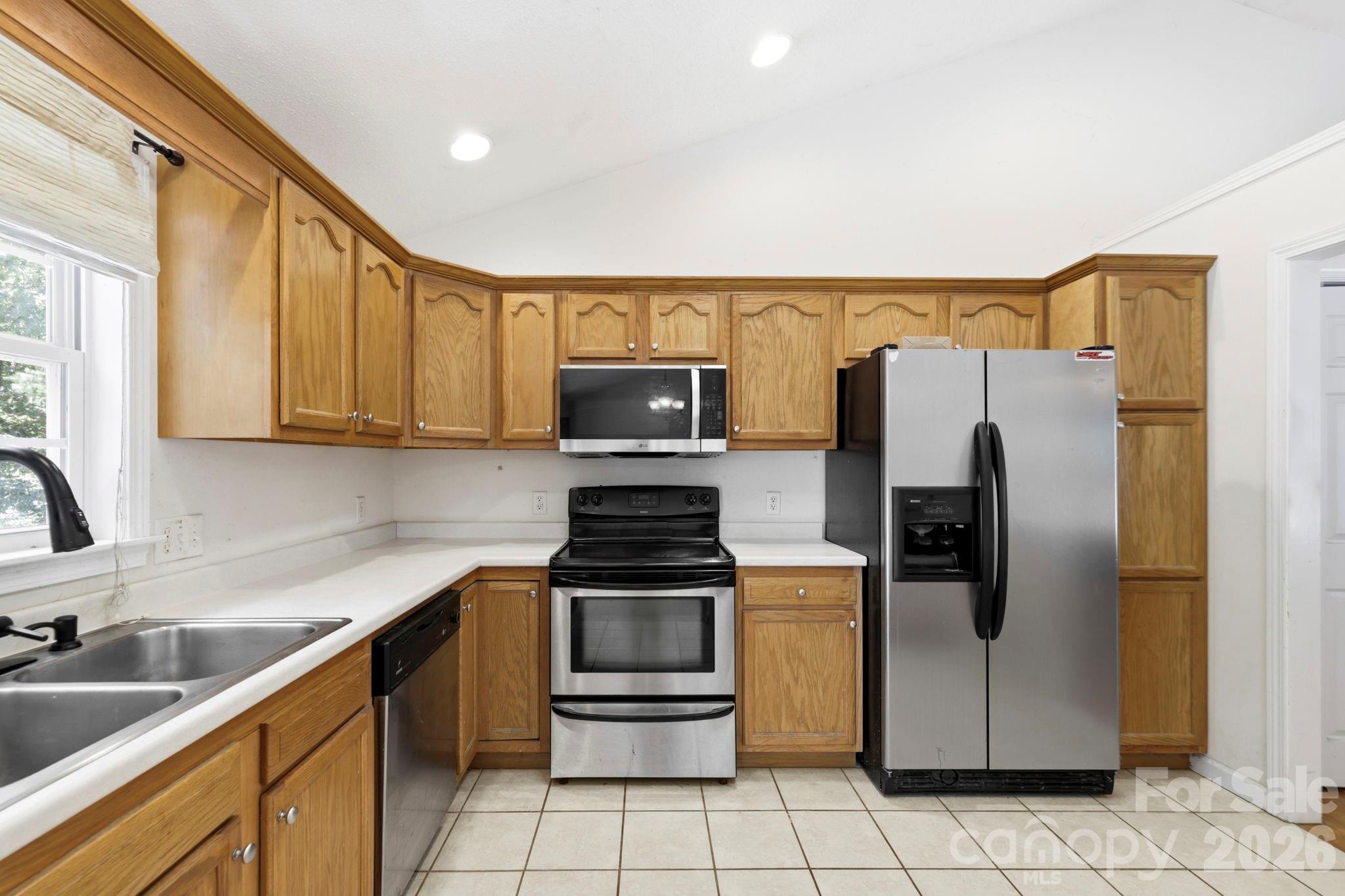 62 Chickwood Trail — Weaverville