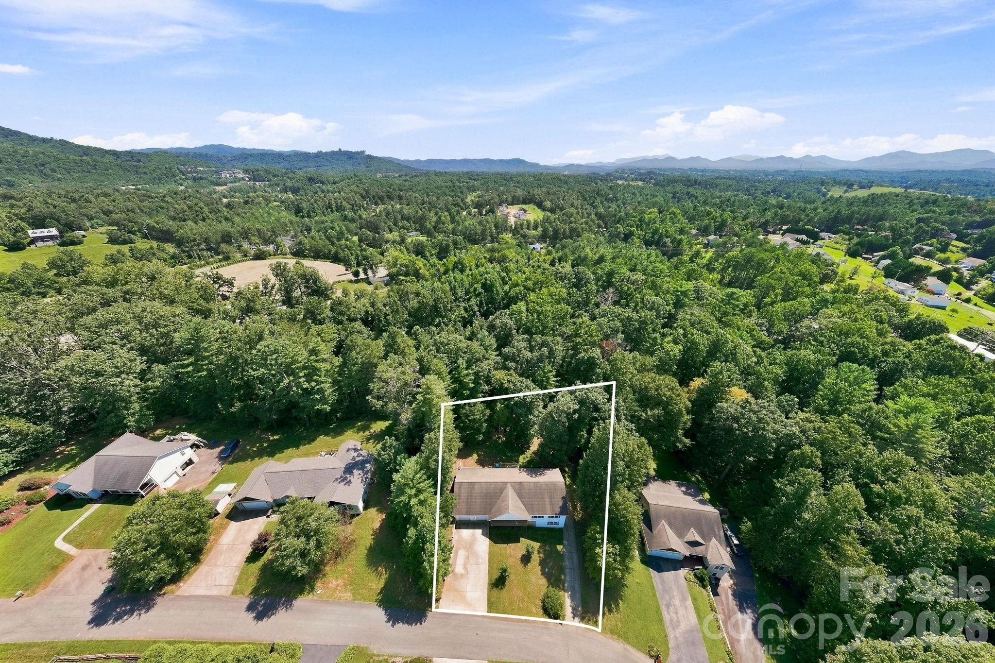 62 Chickwood Trail — Weaverville